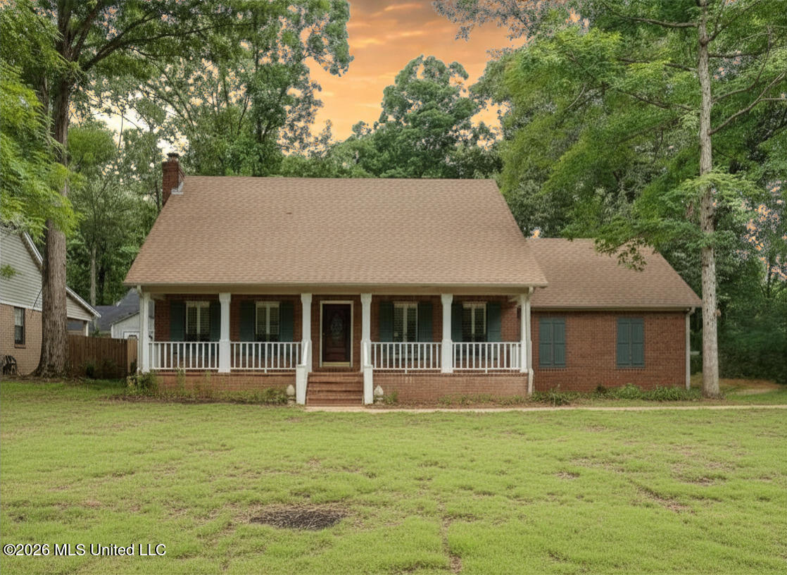 4040 Windermere Drive Property Photo 1