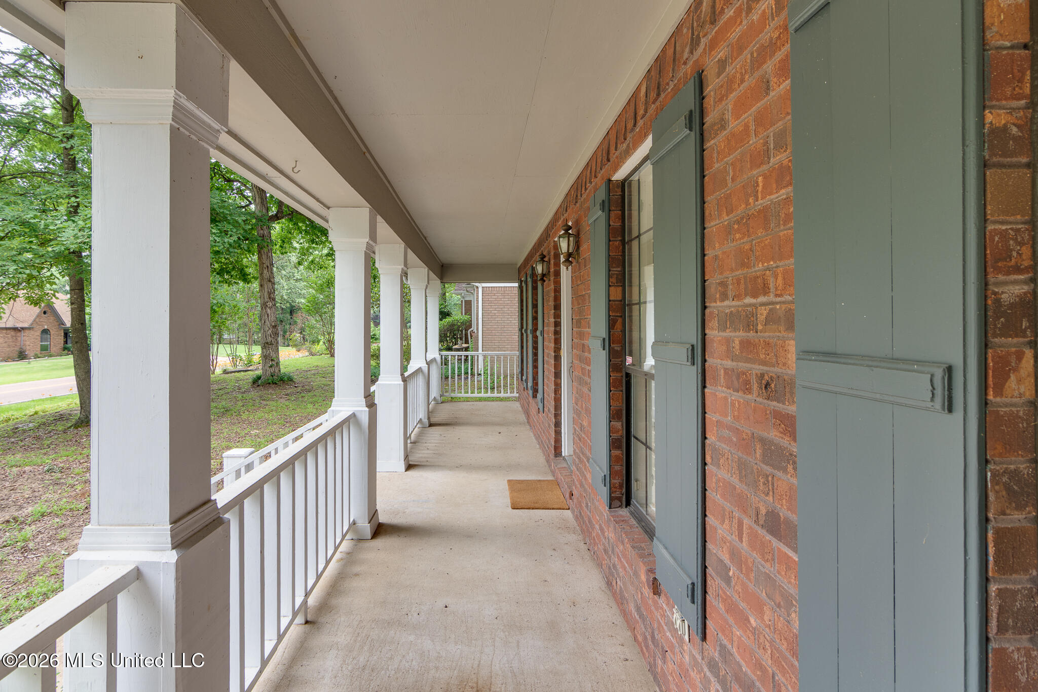 4040 Windermere Drive Property Photo 2