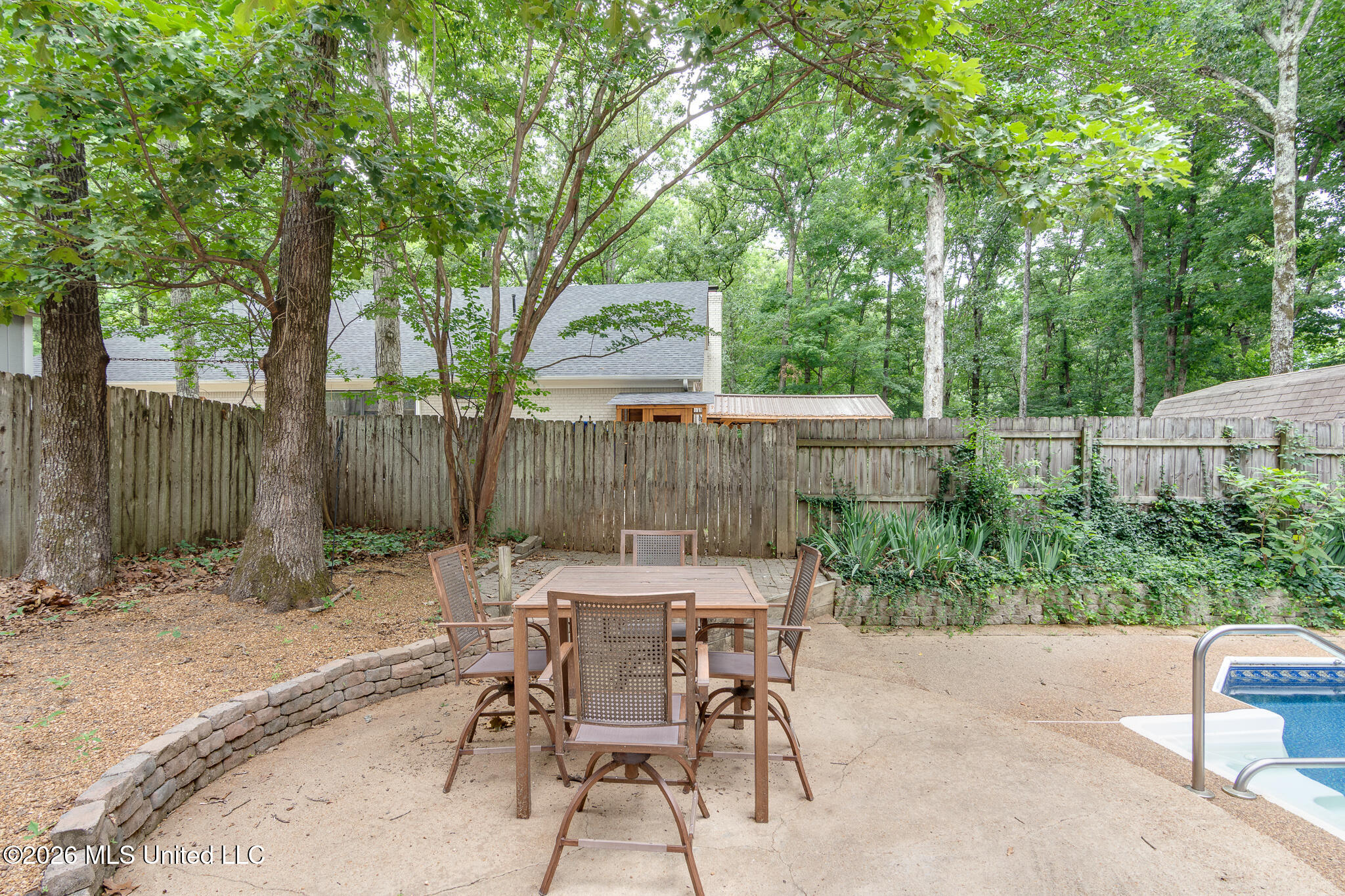 4040 Windermere Drive Property Photo 32