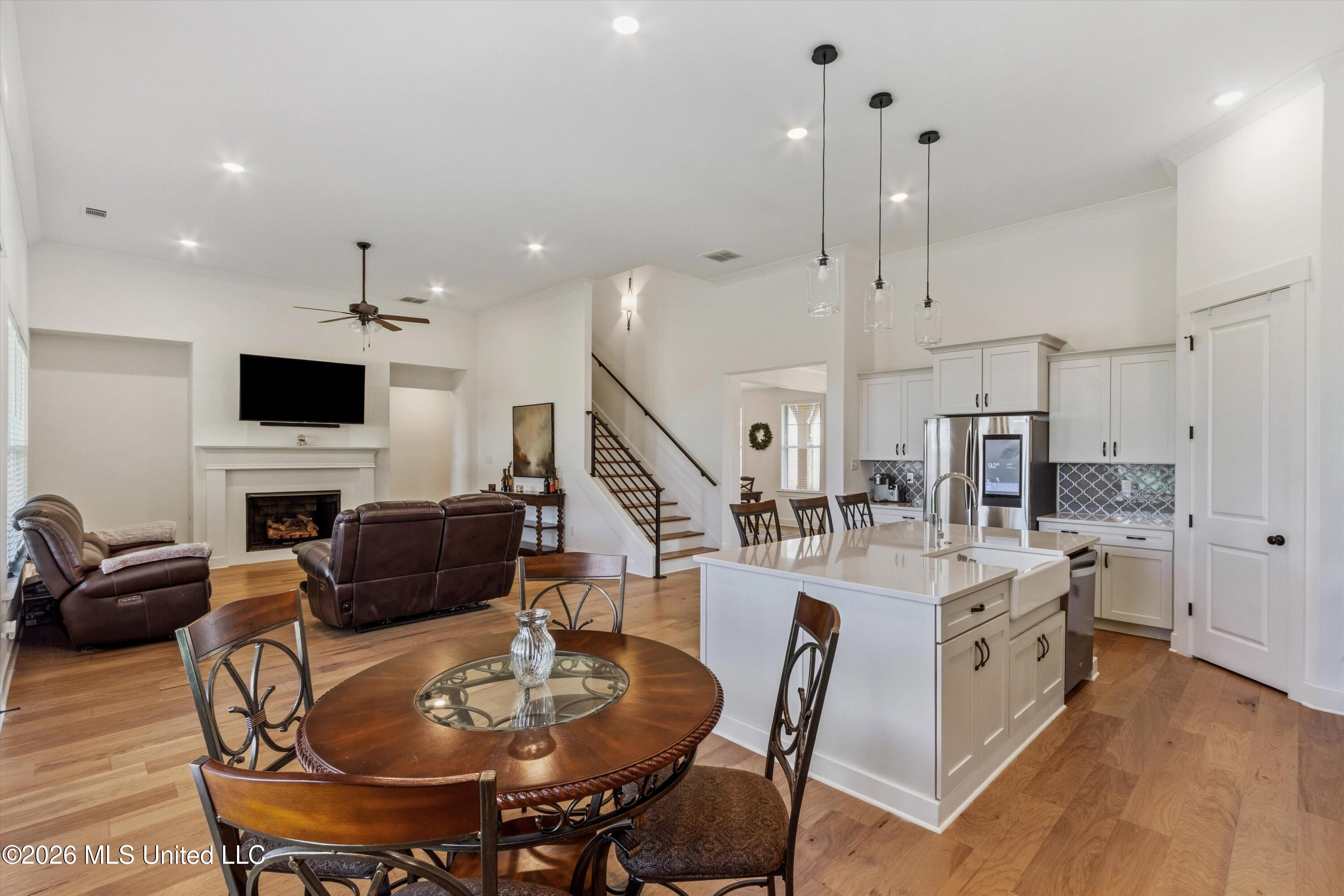 13738 River Grove Lane Property Photo 10