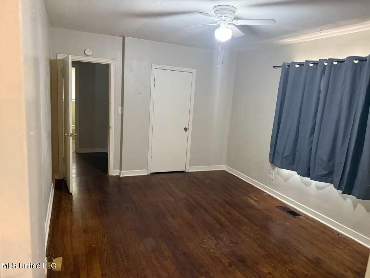 4420 Woodland Avenue Property Photo 8