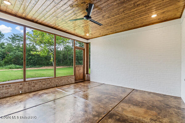 348 Oakworth Drive Property Photo 33