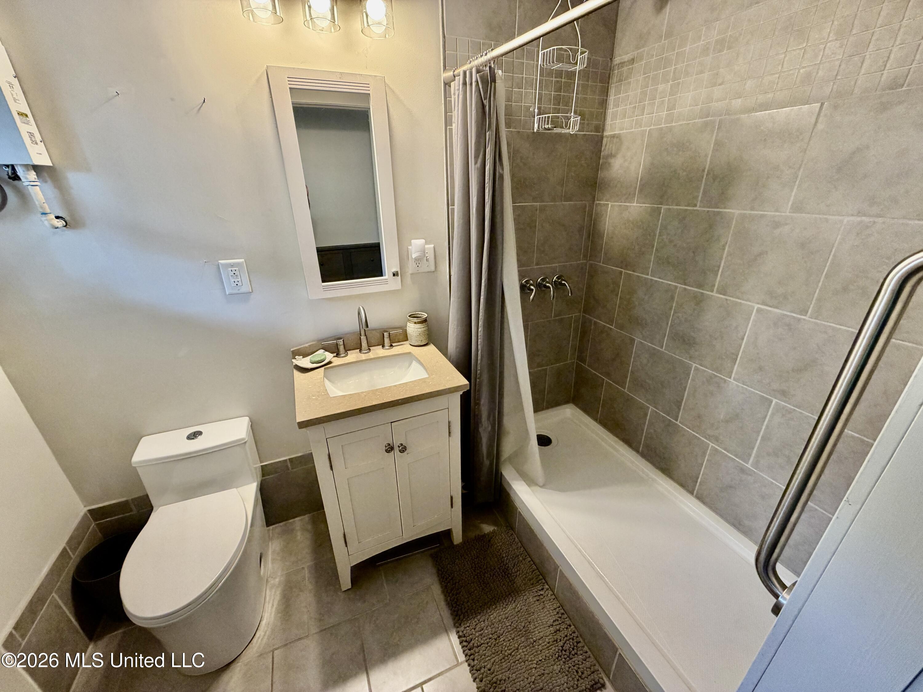 102 Elm Avenue Property Photo 17