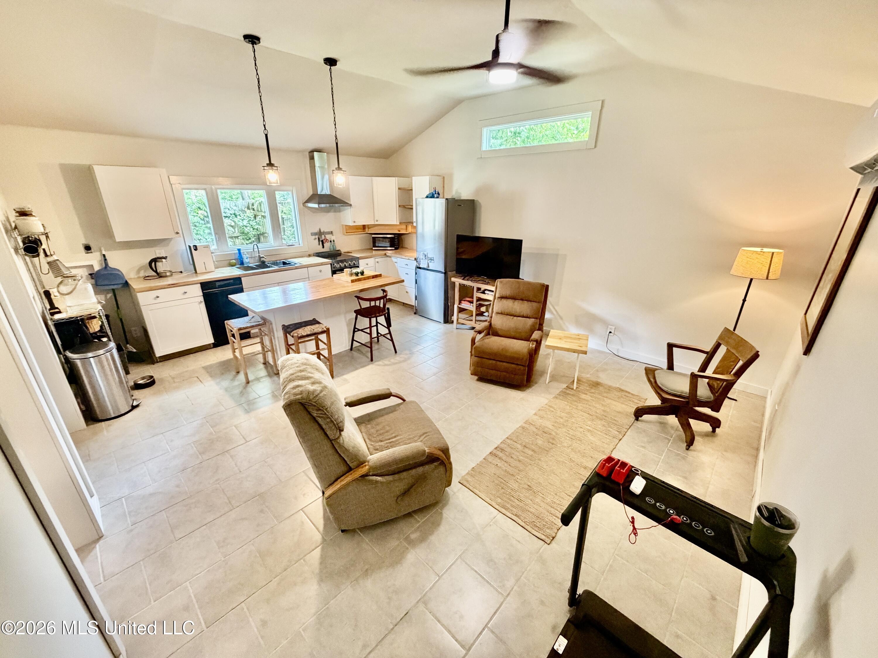 102 Elm Avenue Property Photo 21