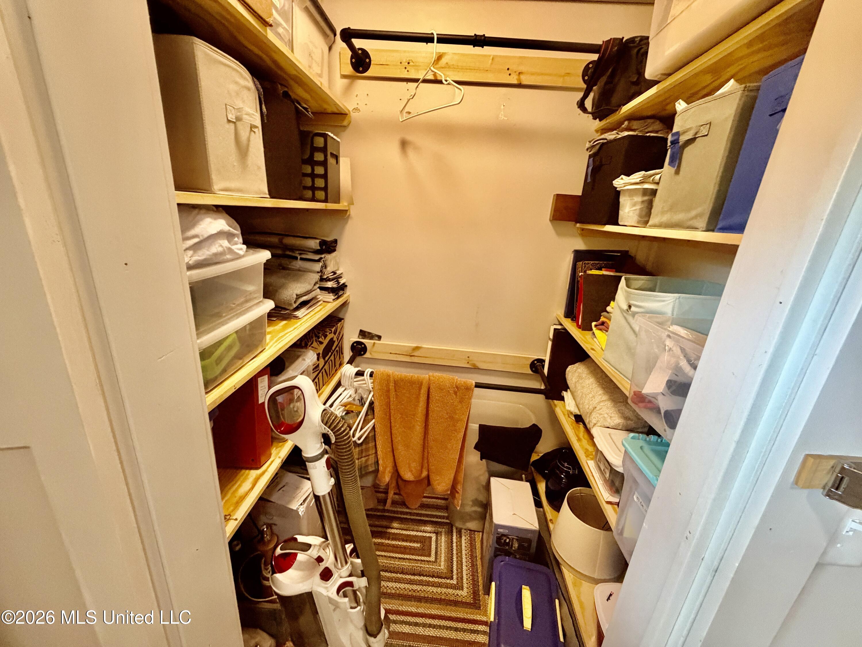 102 Elm Avenue Property Photo 23