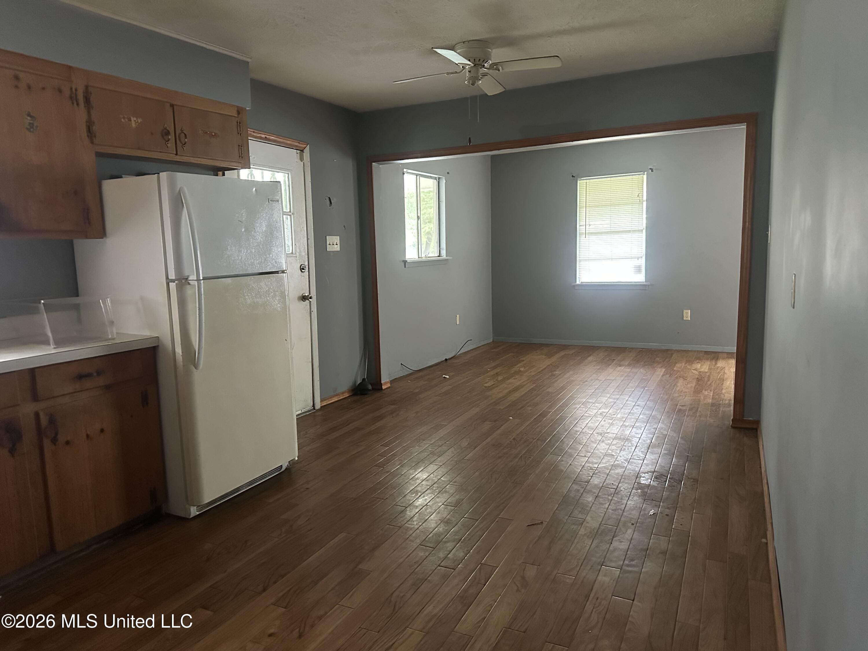 3655 Horton Street Property Photo 5