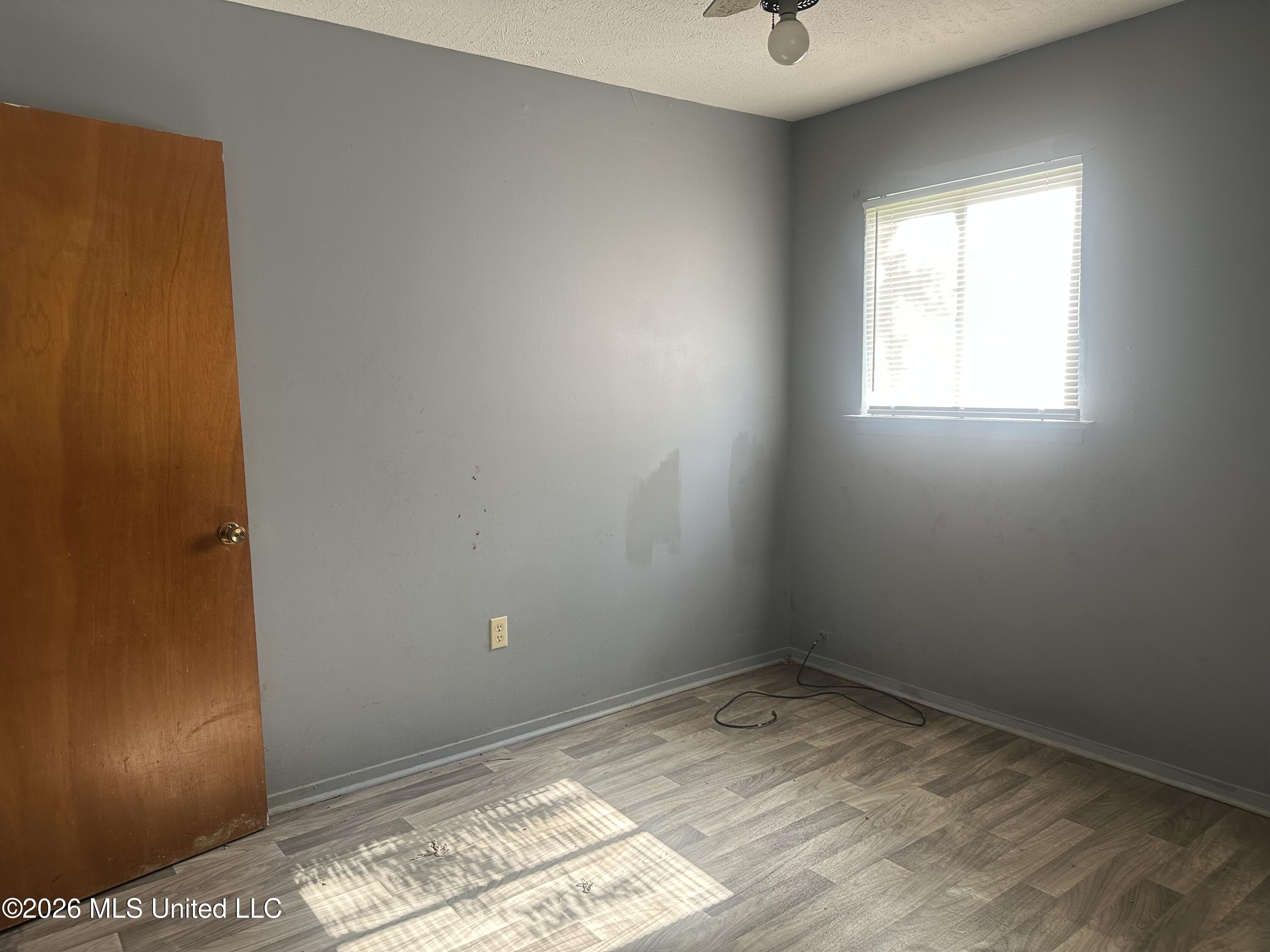 3655 Horton Street Property Photo 19