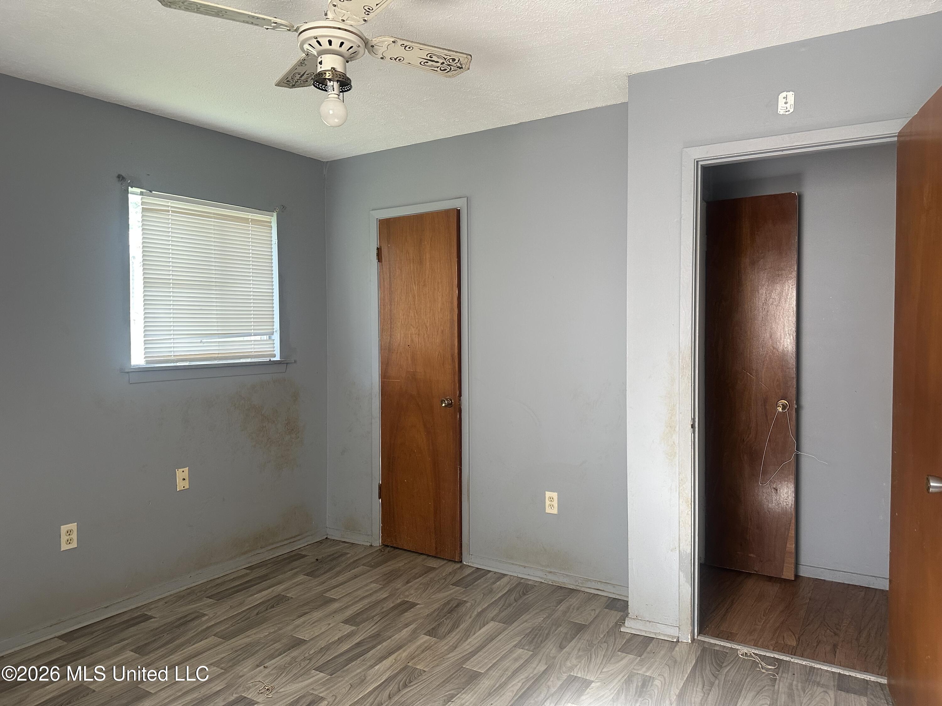 3655 Horton Street Property Photo 20