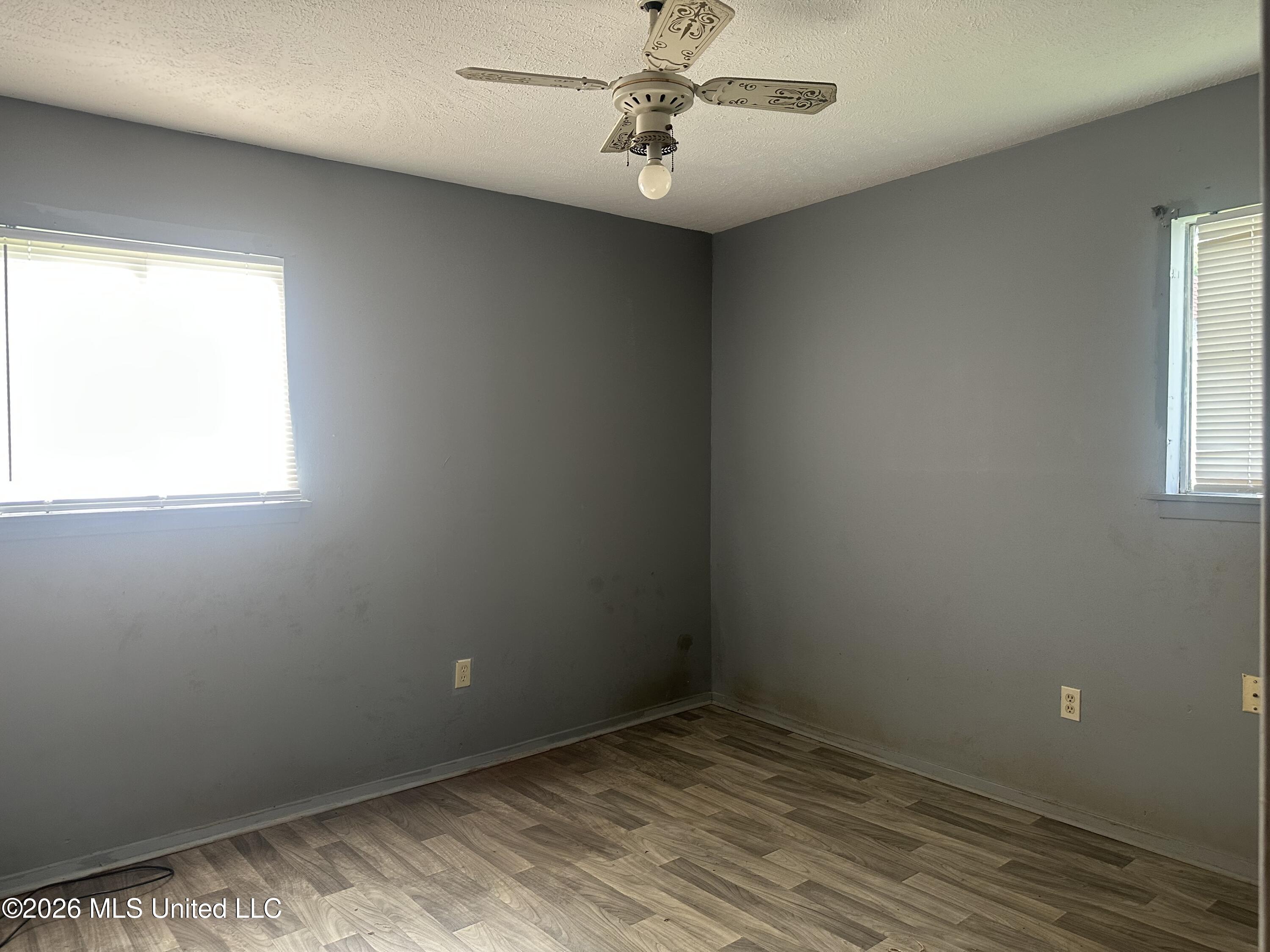 3655 Horton Street Property Photo 21