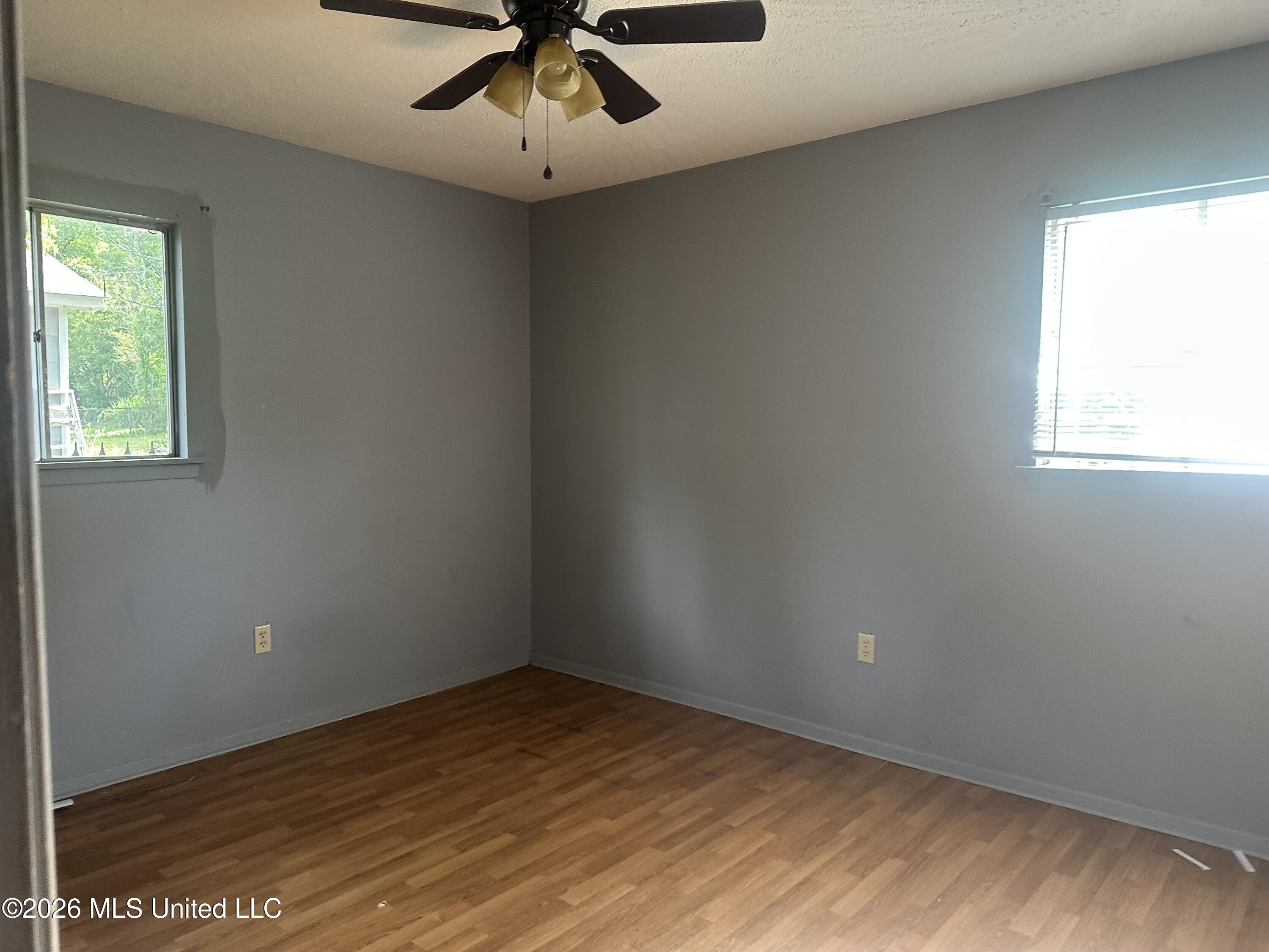 3655 Horton Street Property Photo 25