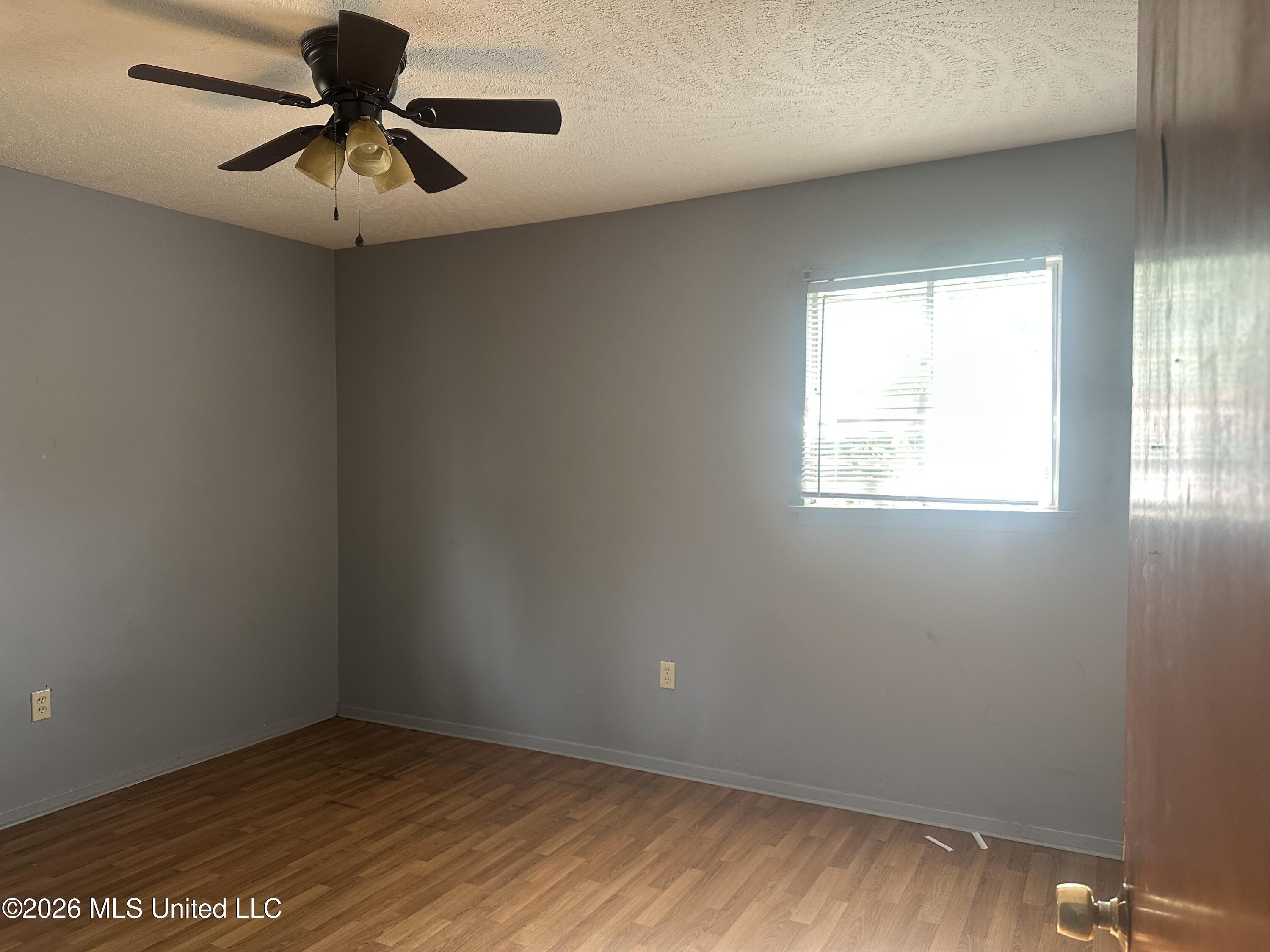 3655 Horton Street Property Photo 28
