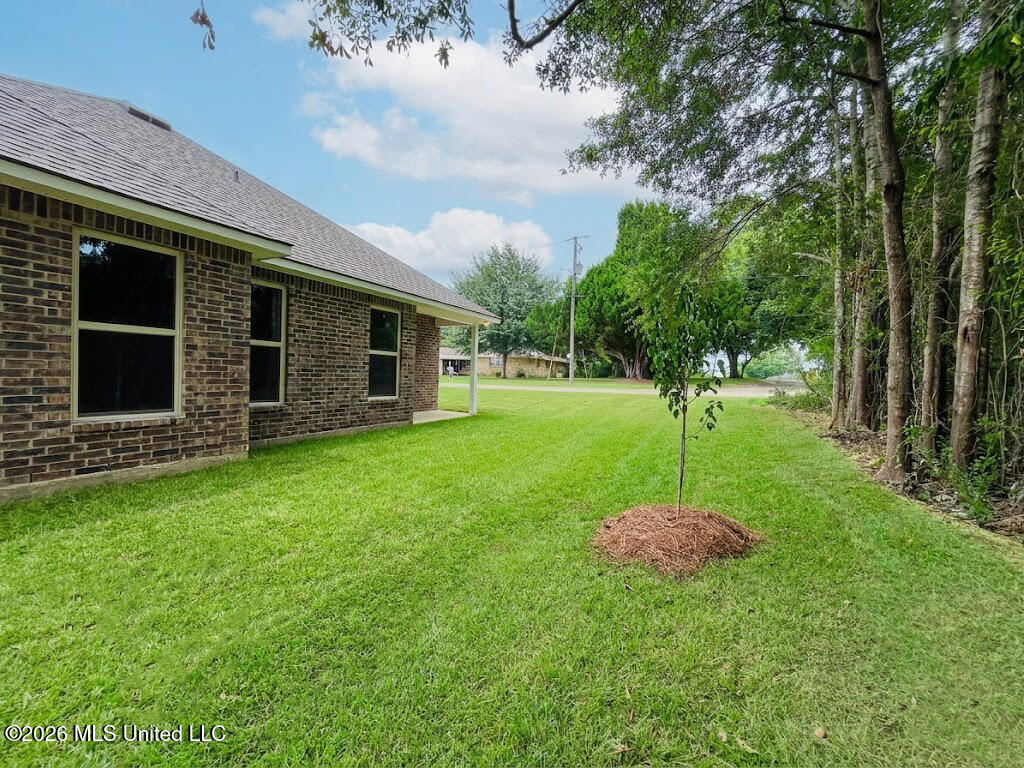 15272 Percy Street Property Photo 25