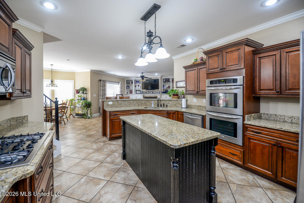 8807 Dehart Road Property Photo 4
