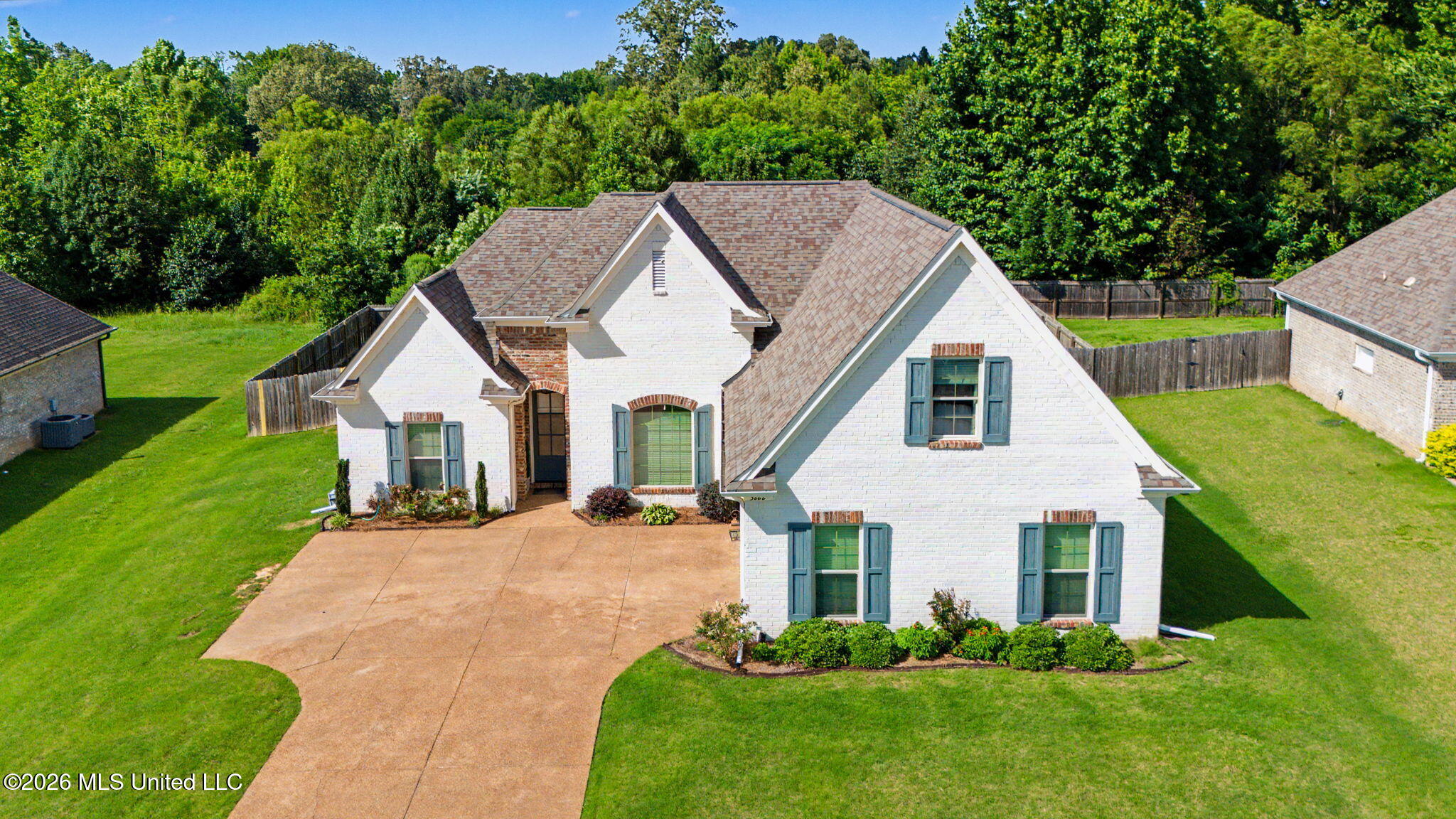 3222 Vineyard Drive Property Photo 1