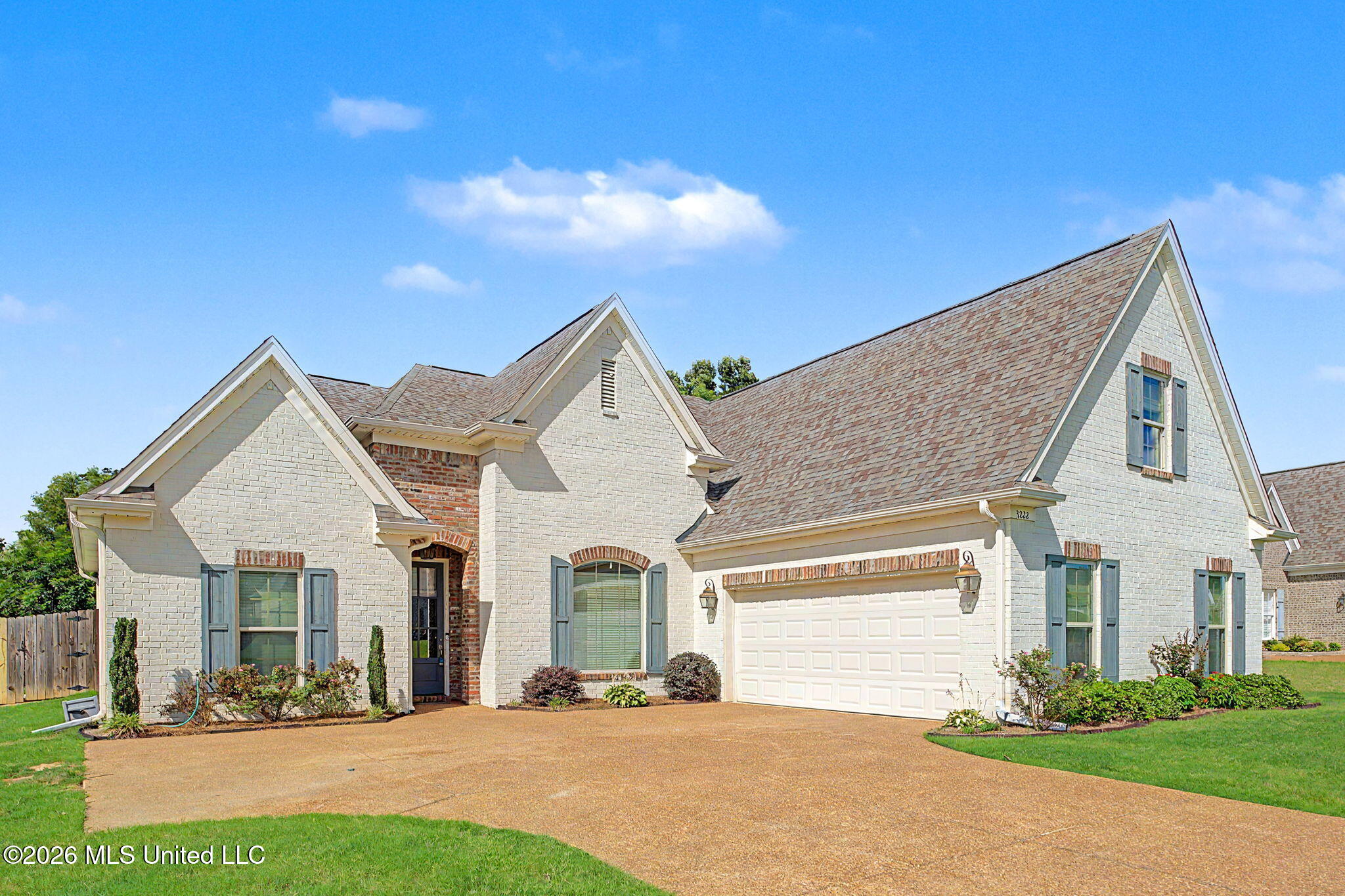 3222 Vineyard Drive Property Photo 2