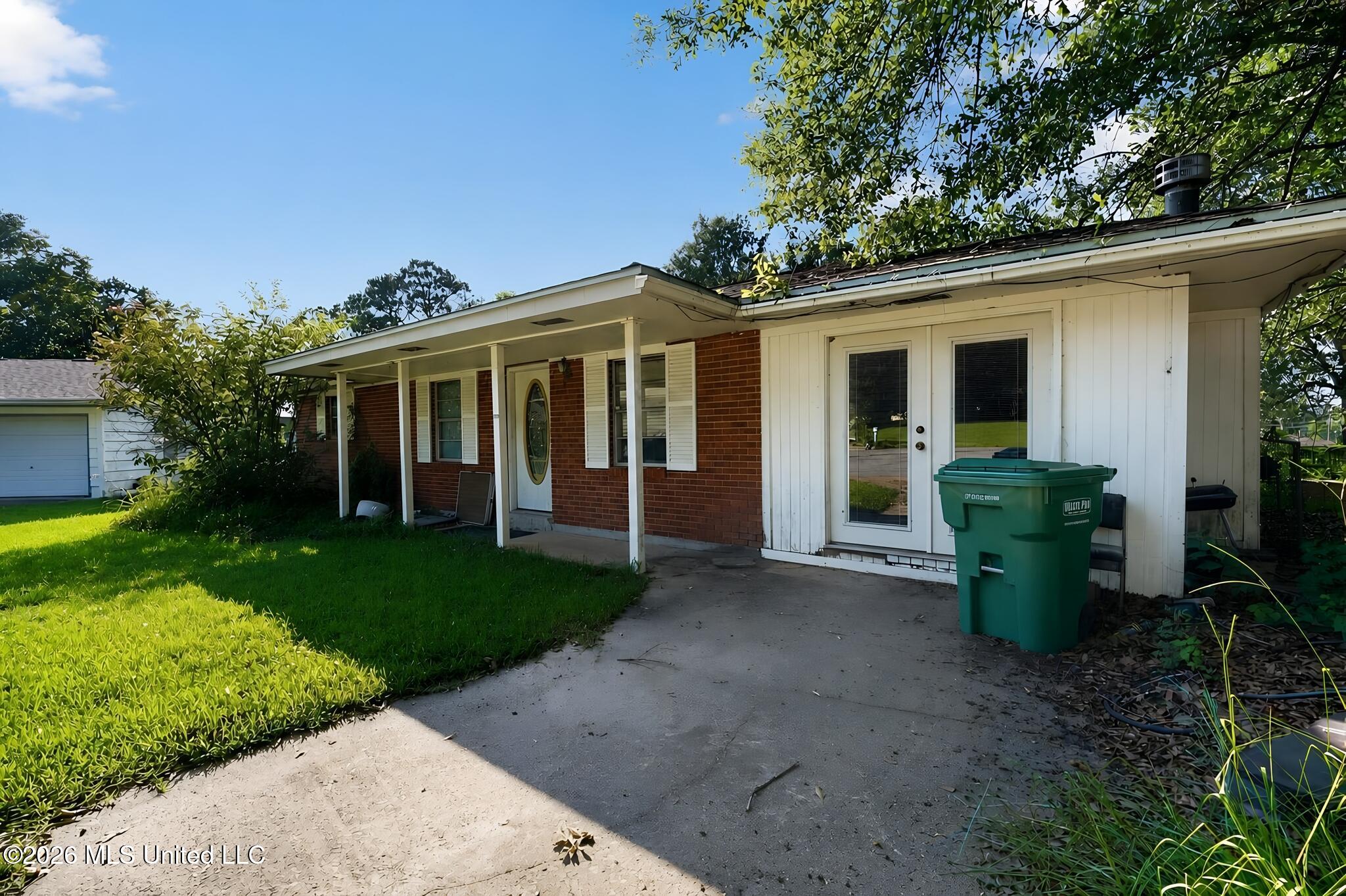 201 Fore Circle Property Photo 2