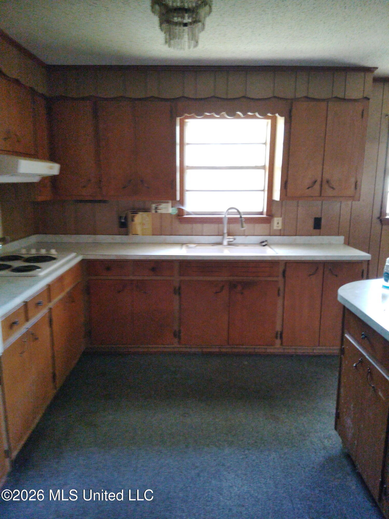 726 W Cooper Street Property Photo 5