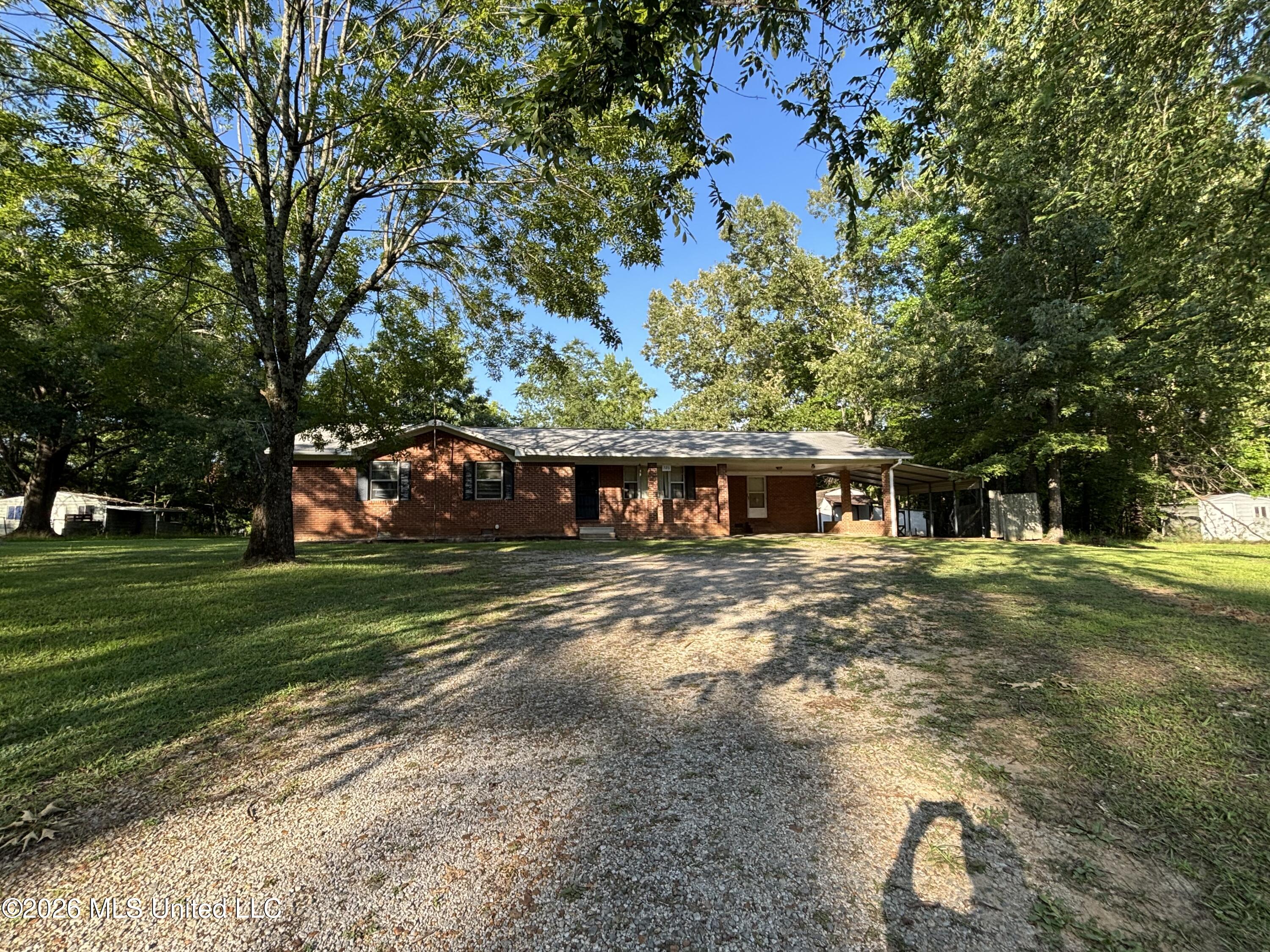 726 W Cooper Street Property Photo 16
