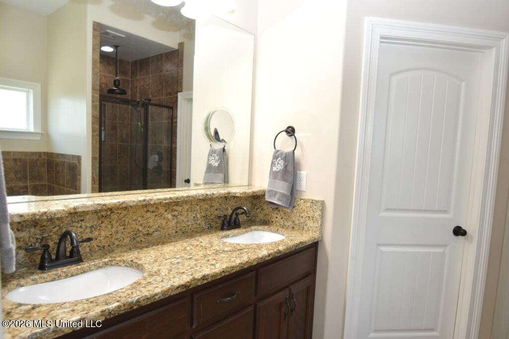 4713 Bakersfield Drive Property Photo 14