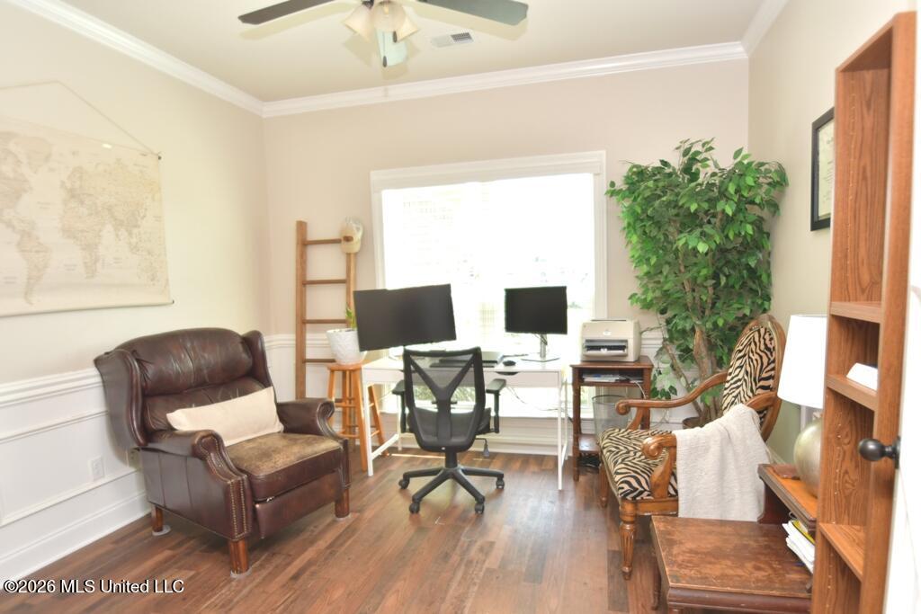 4713 Bakersfield Drive Property Photo 16