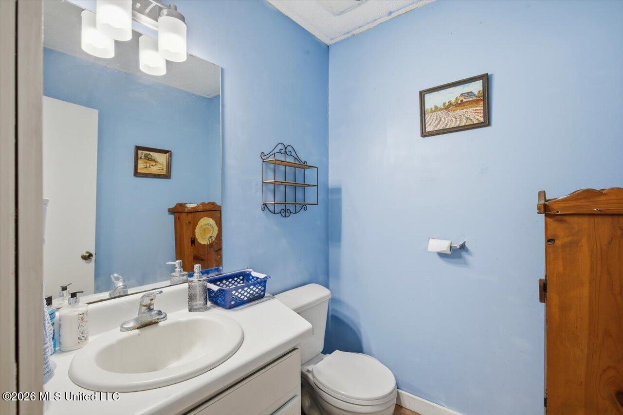 123 Southbreeze Road Property Photo 16