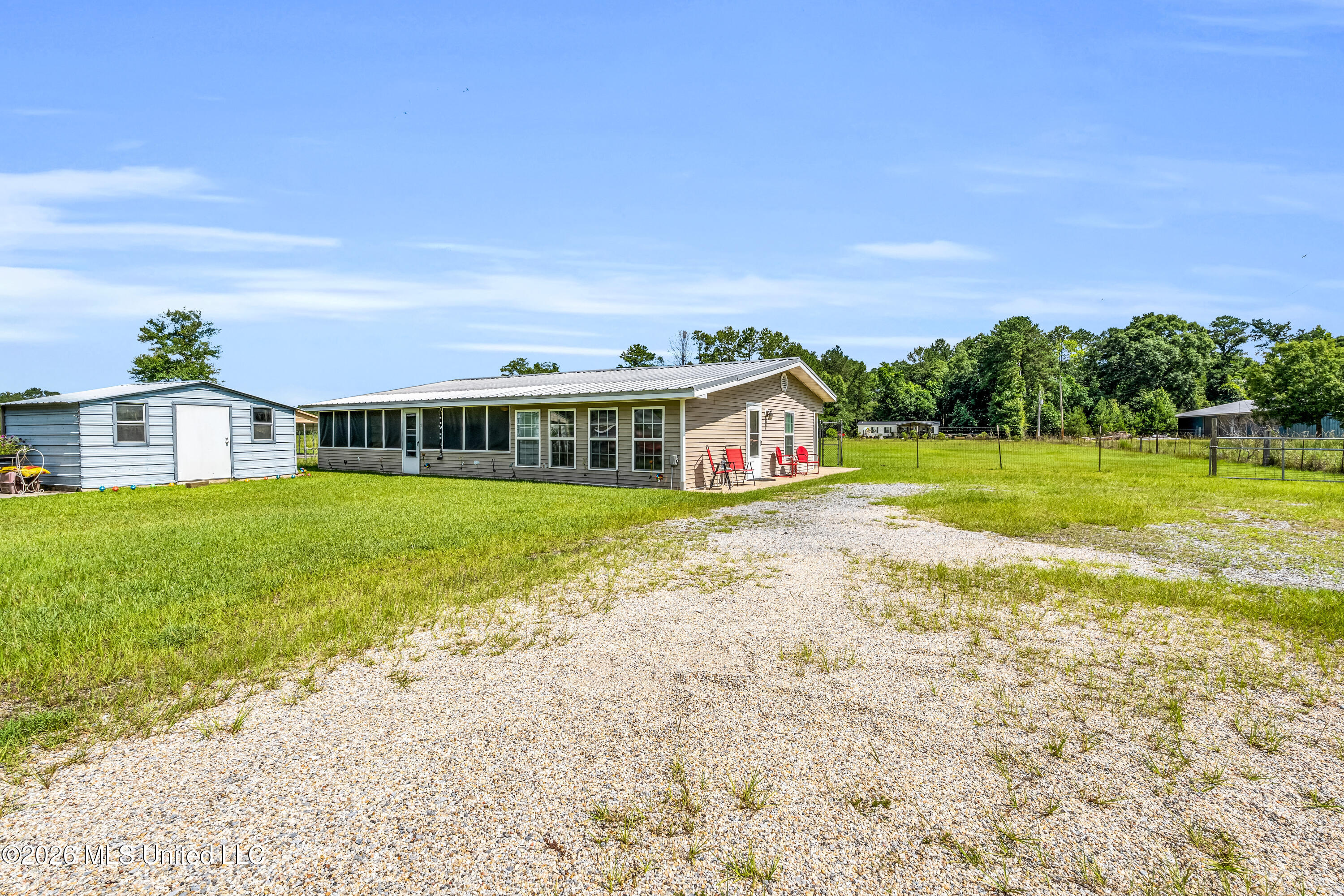 3624 Highway 43 N Property Photo 2