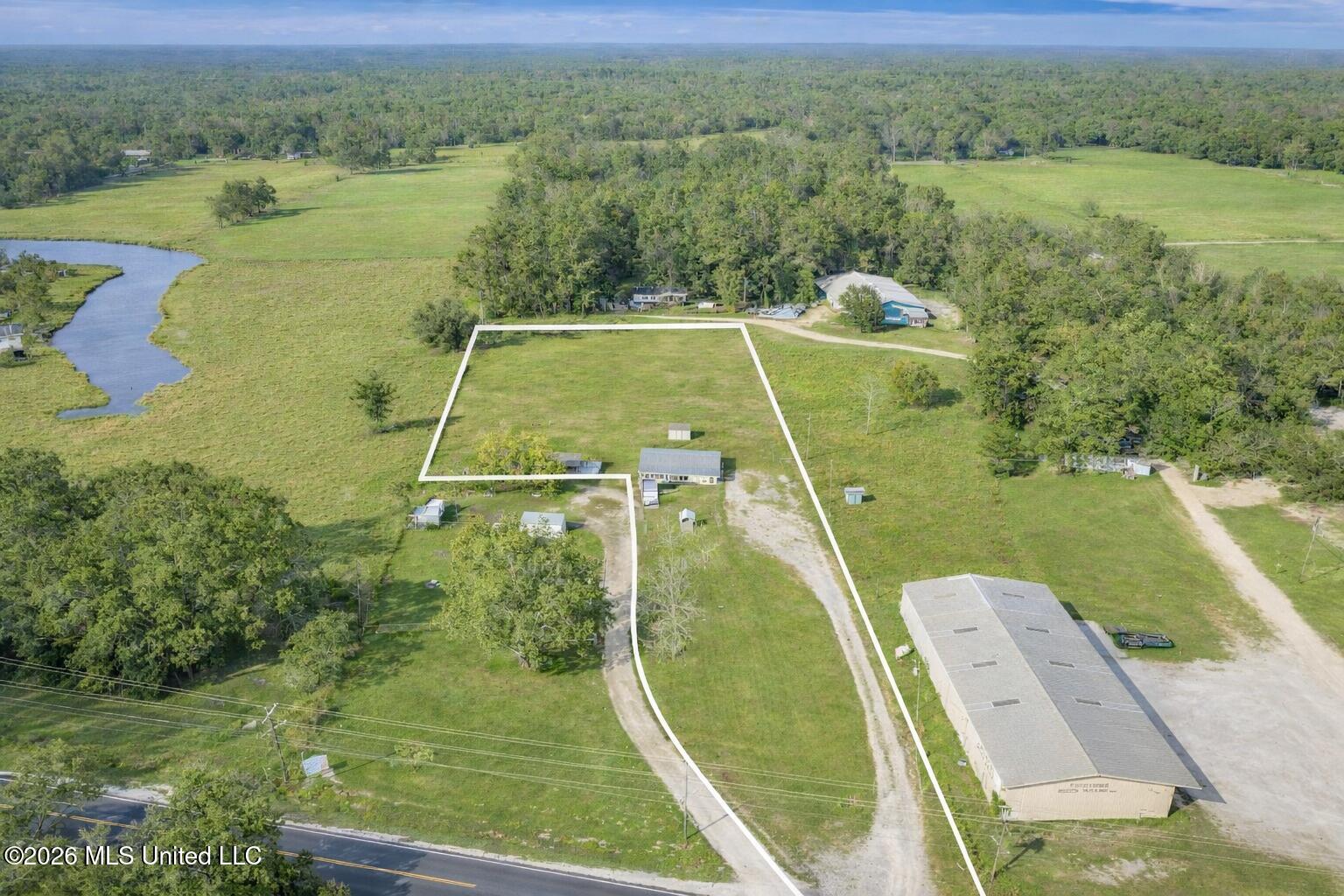 3624 Highway 43 N Property Photo 20
