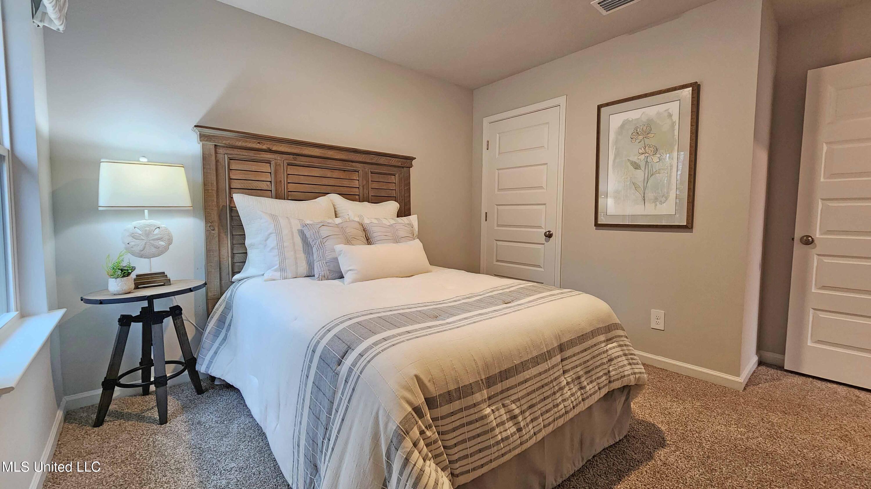 13410 Grove Cove Property Photo 21