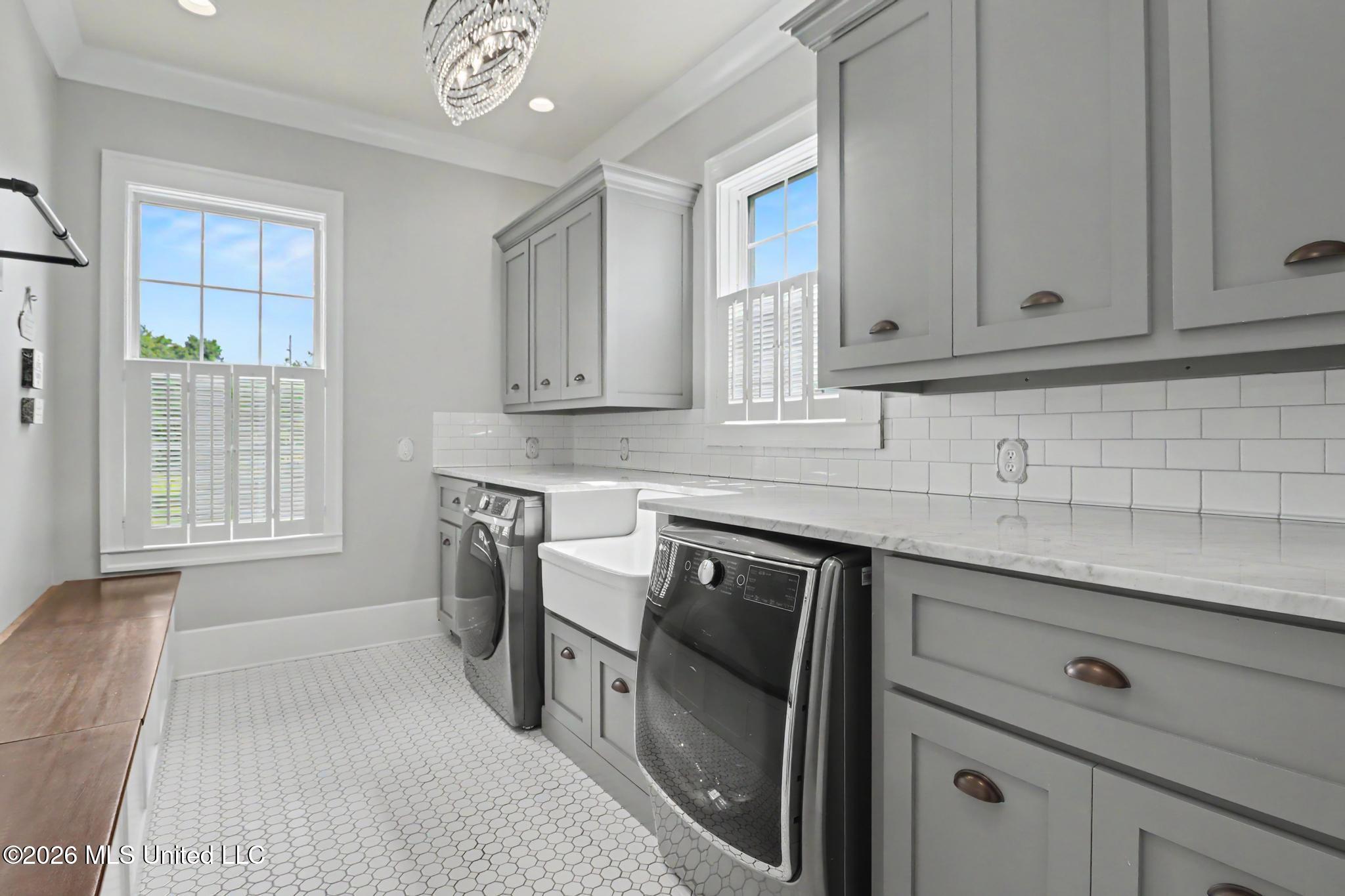 715 2nd Street Property Photo 16