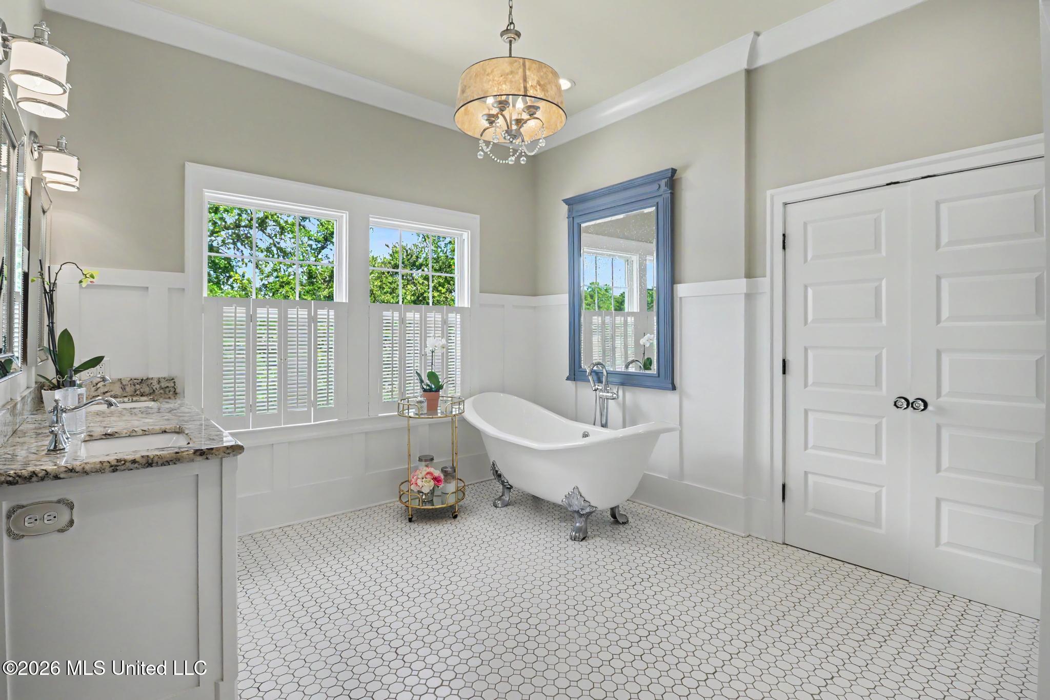 715 2nd Street Property Photo 17