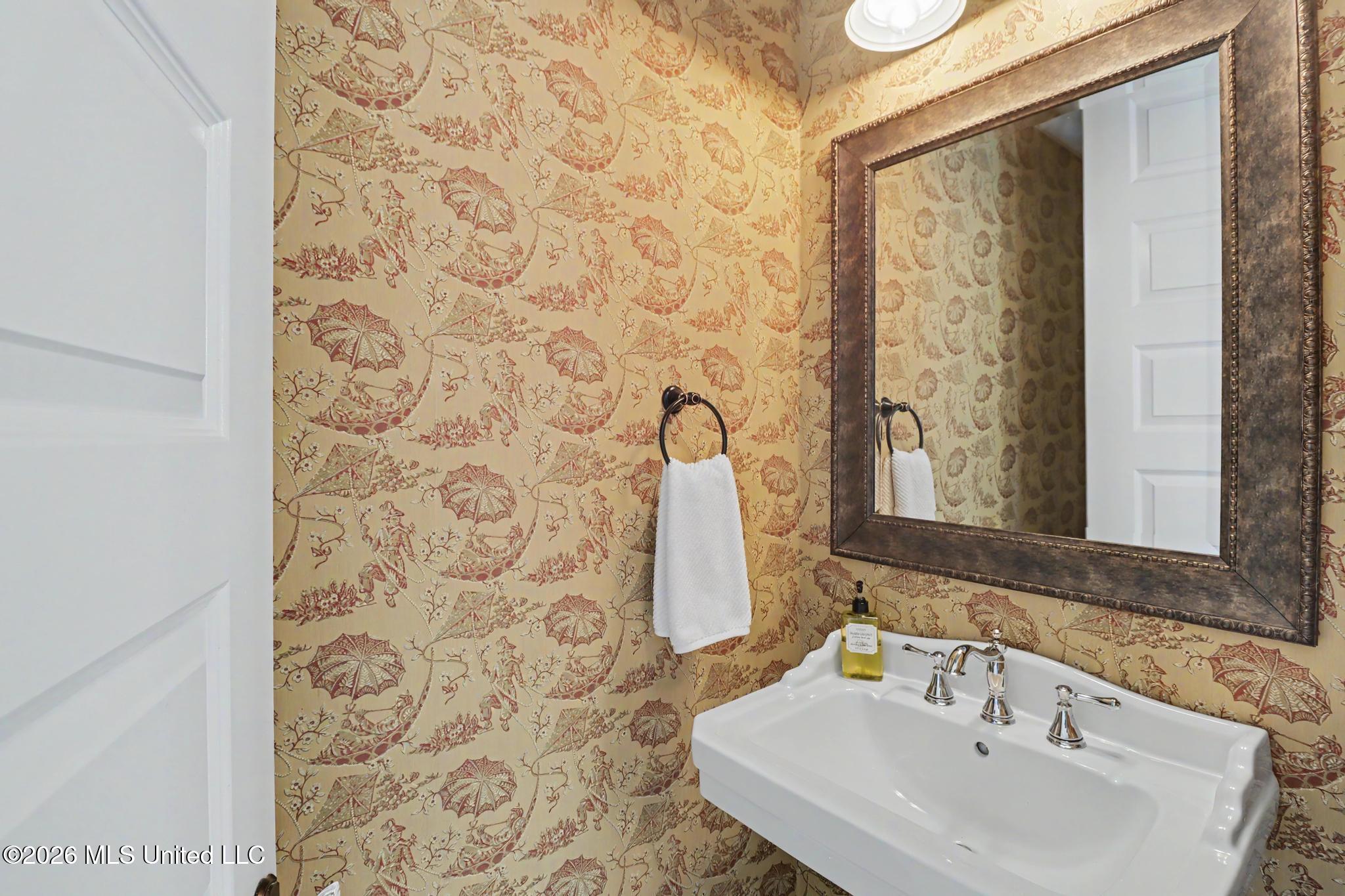 715 2nd Street Property Photo 39
