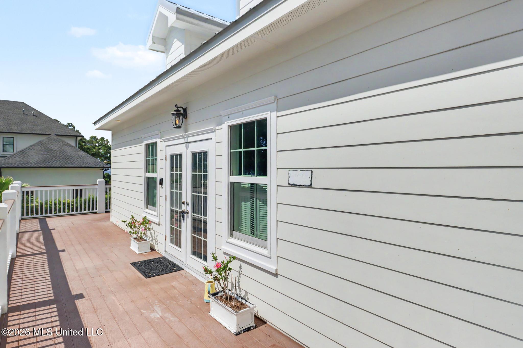 715 2nd Street Property Photo 41