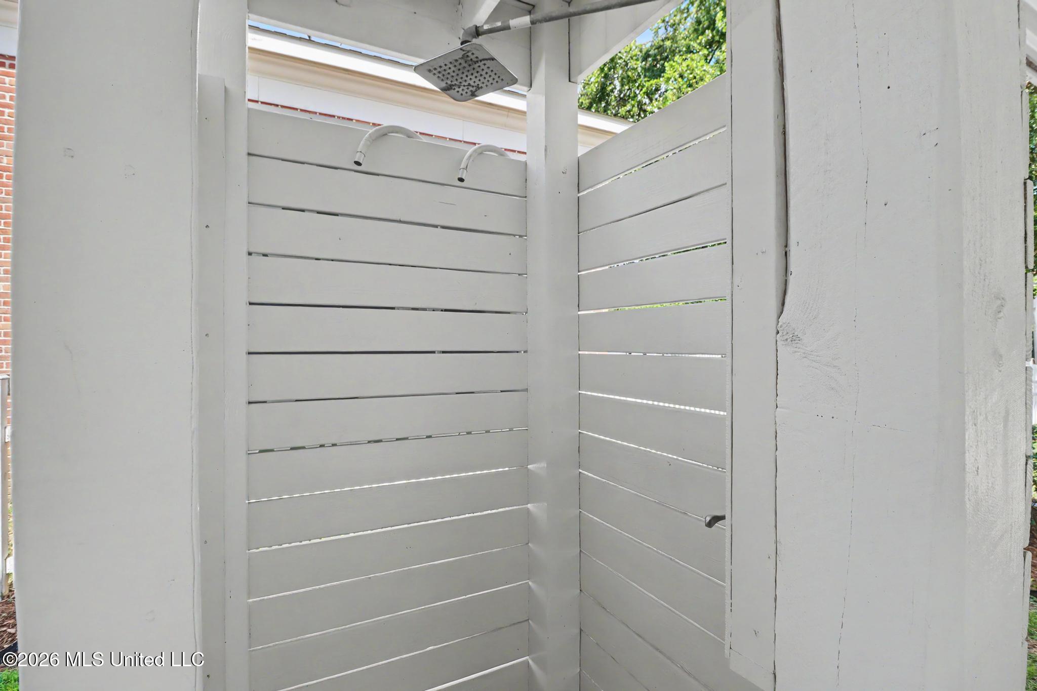 715 2nd Street Property Photo 49