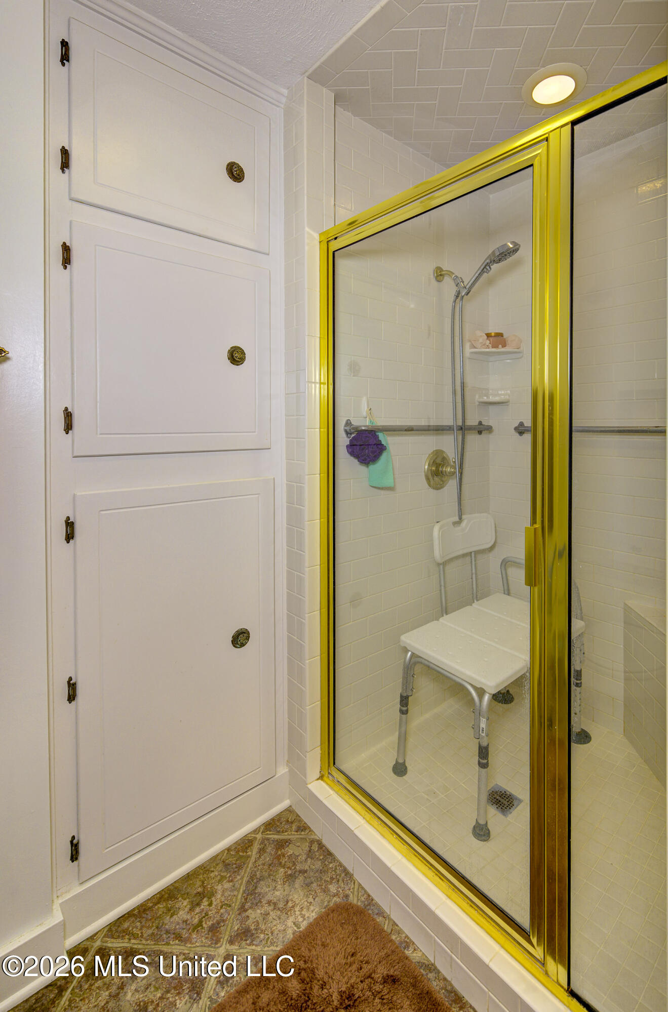 444 Ridgewood Property Photo 17
