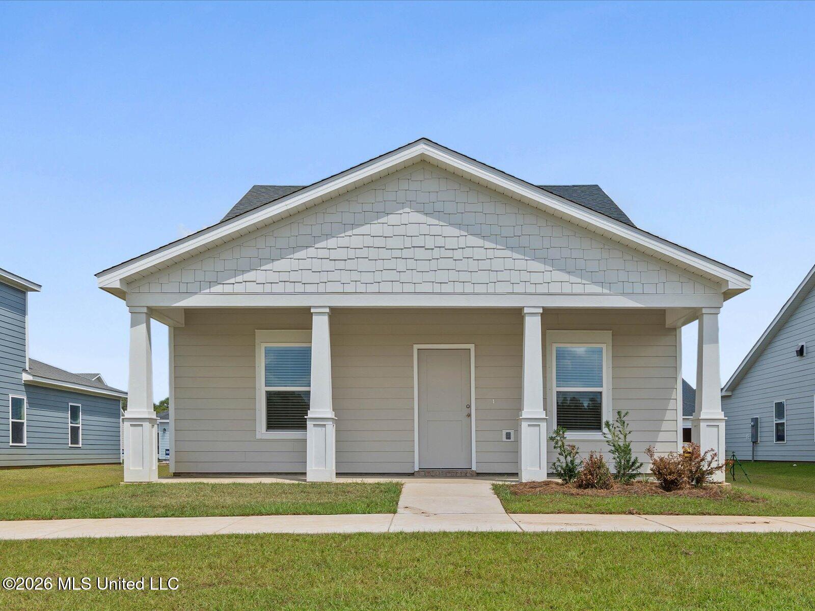 427 Pimento Circle Property Photo 1