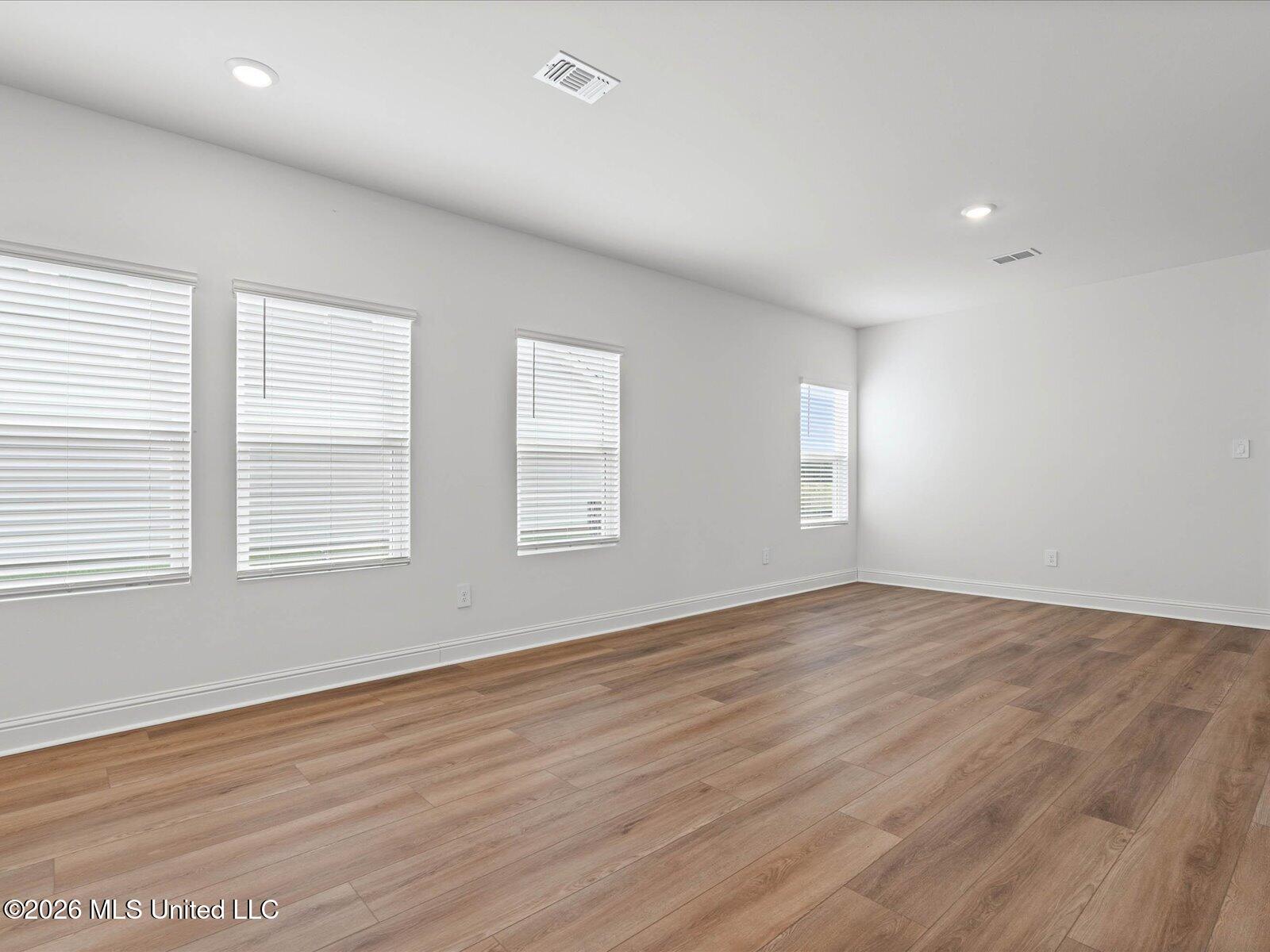 427 Pimento Circle Property Photo 5