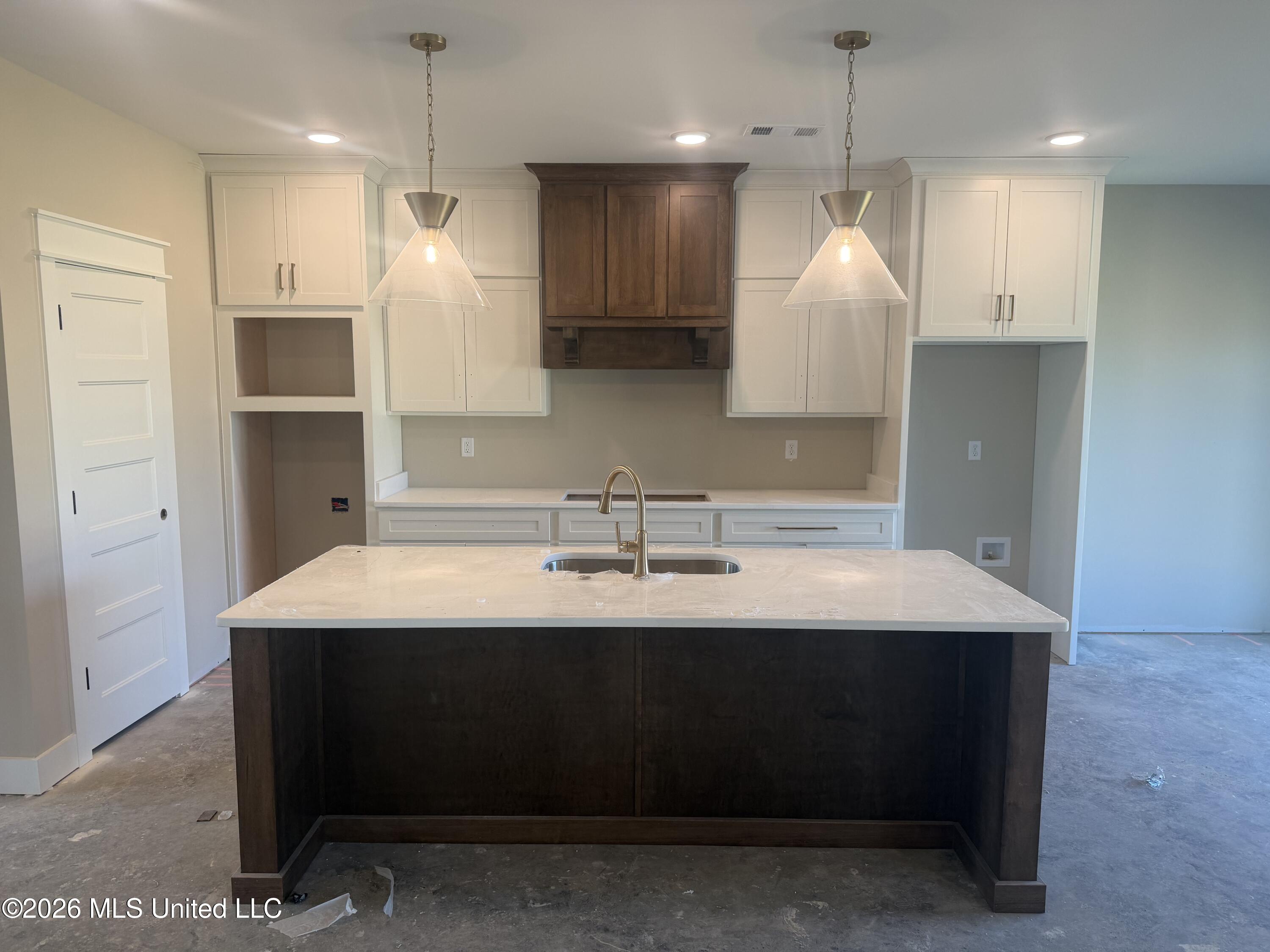 1711 Caribe Drive Property Photo 6