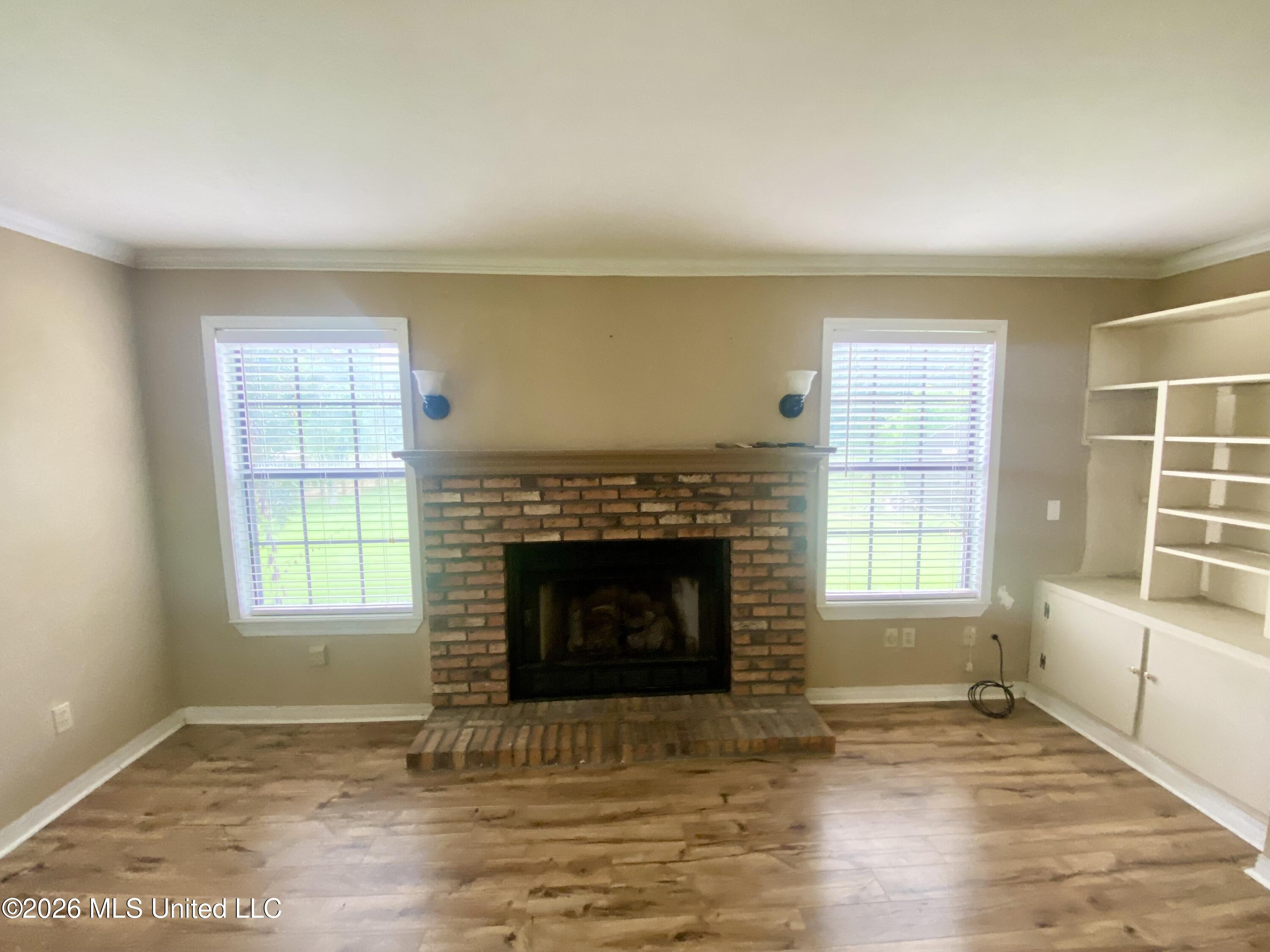 1021 Metcalfe Lane Property Photo 10