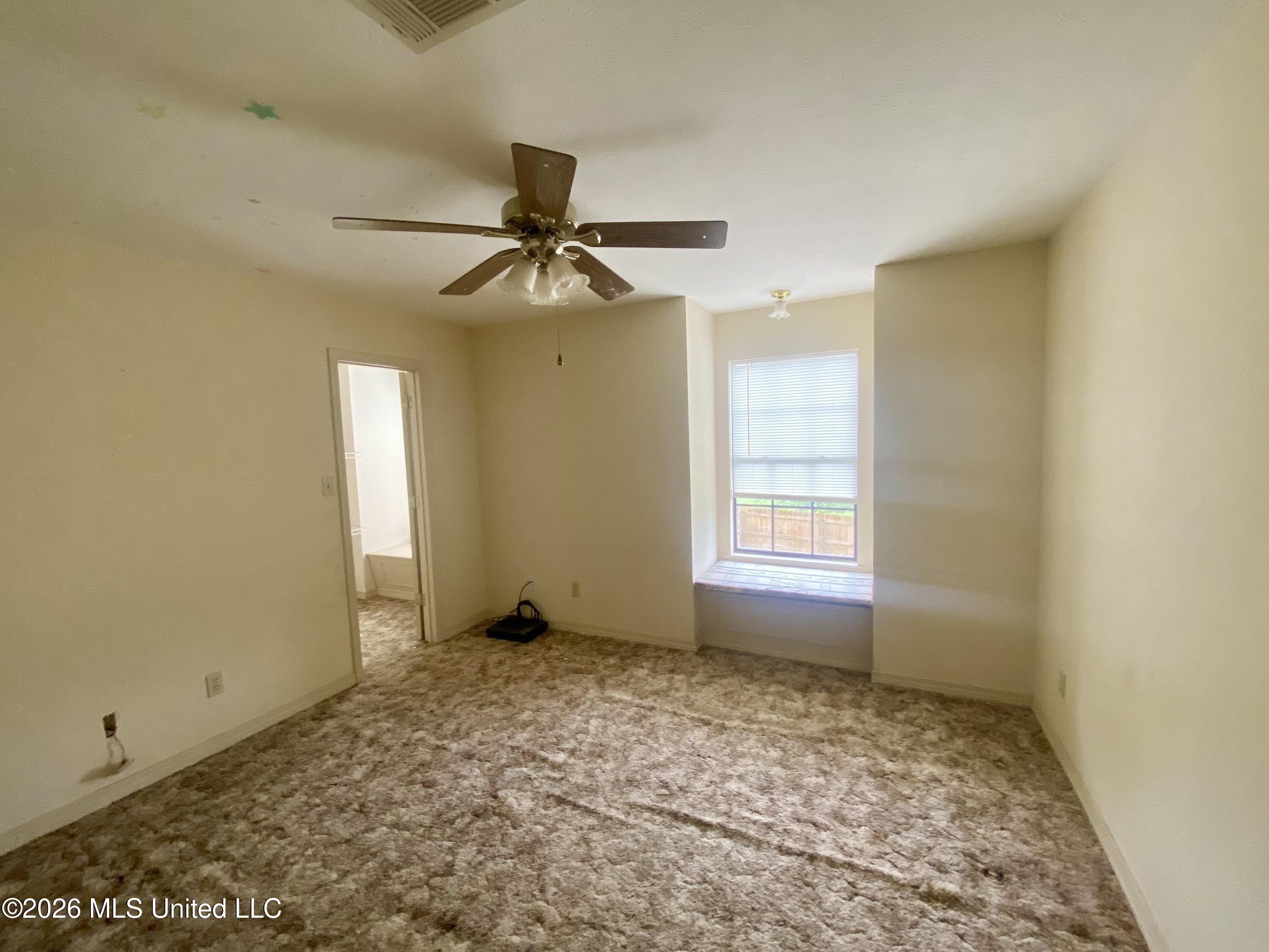 1021 Metcalfe Lane Property Photo 26