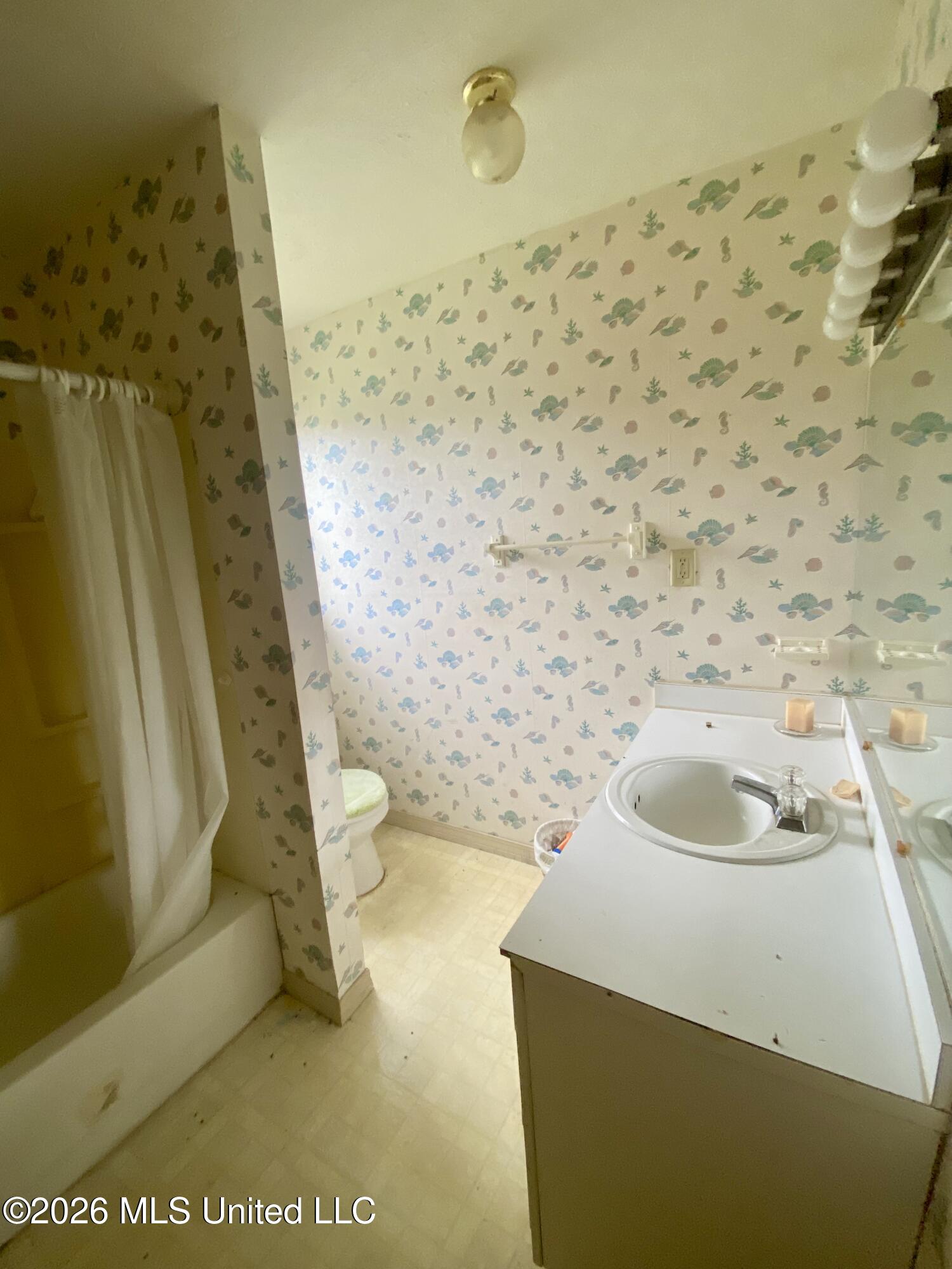 1021 Metcalfe Lane Property Photo 27