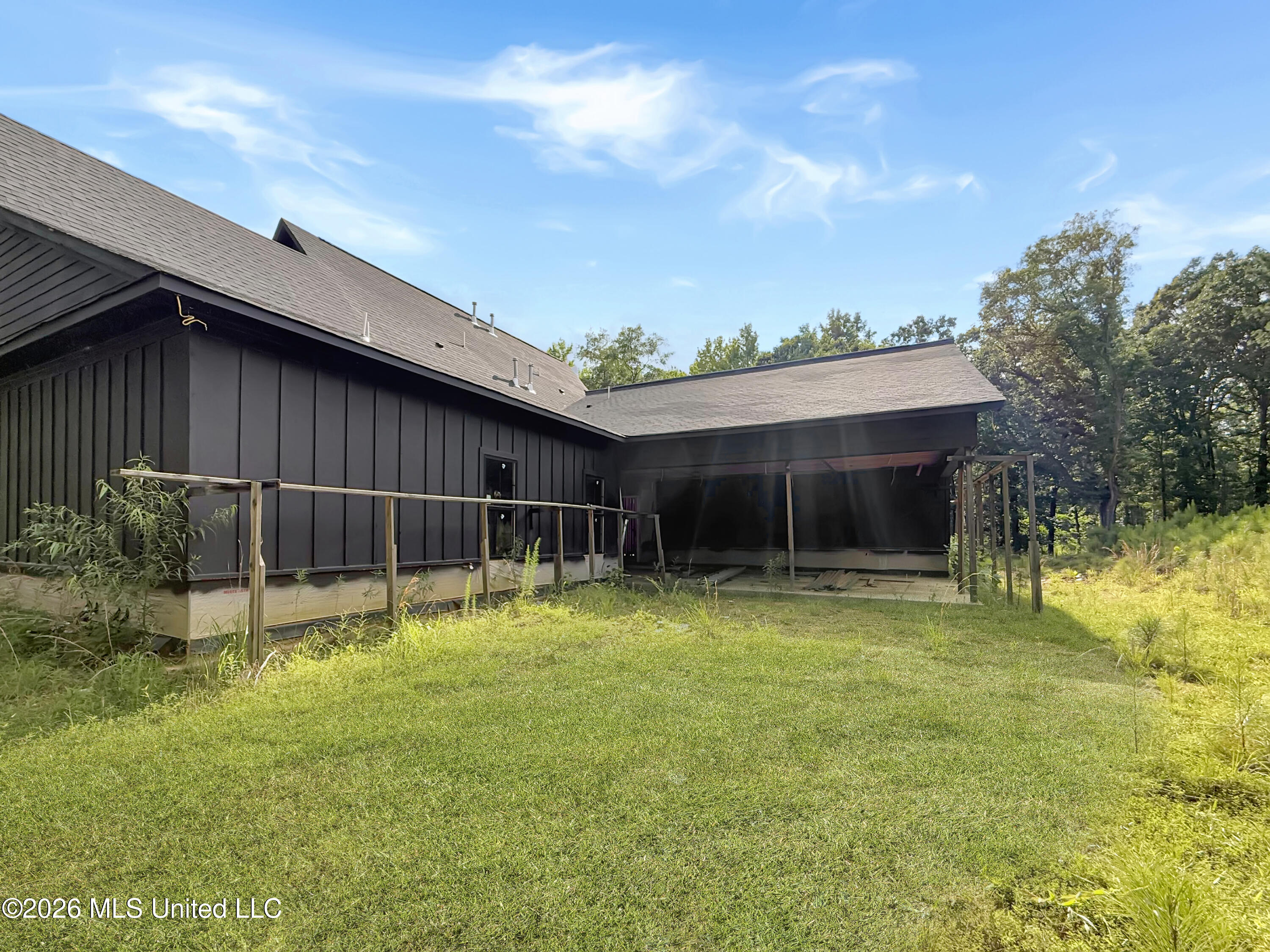11692 Miller Property Photo 7