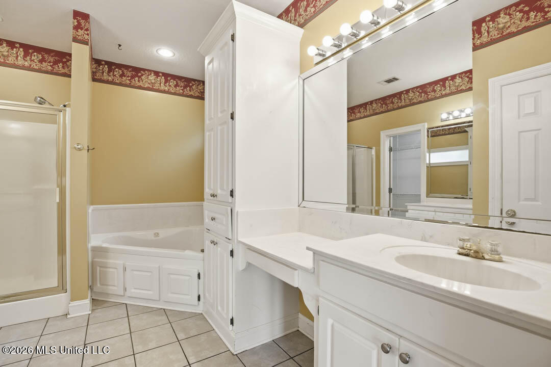 90 W Shore Drive Property Photo 20