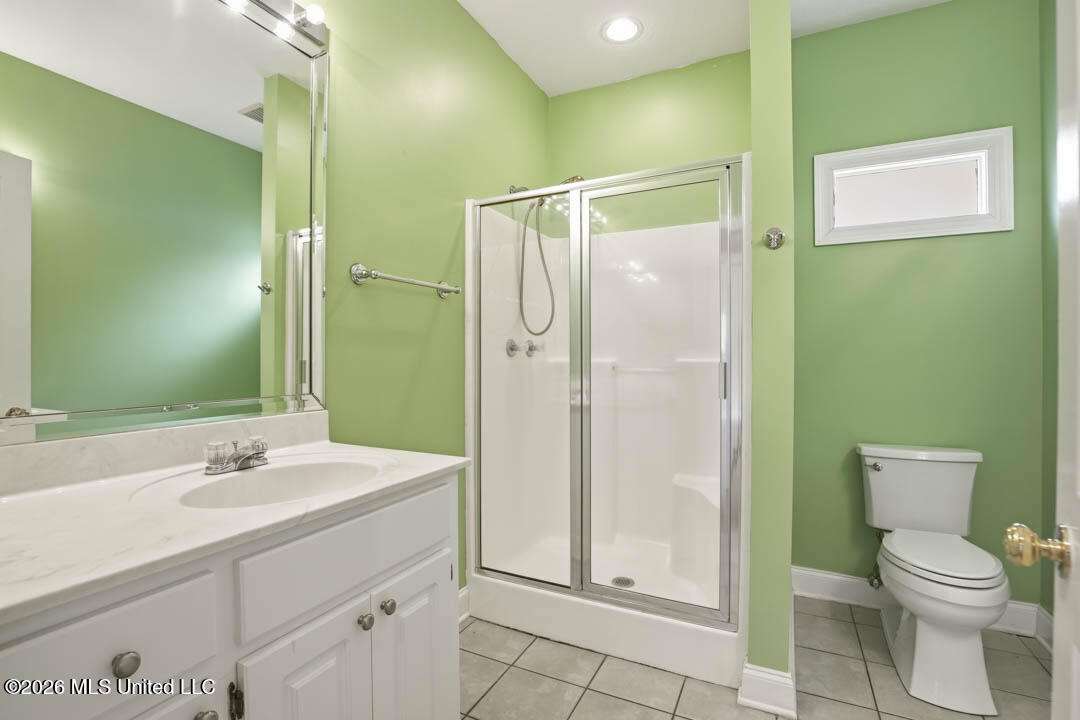 90 W Shore Drive Property Photo 24