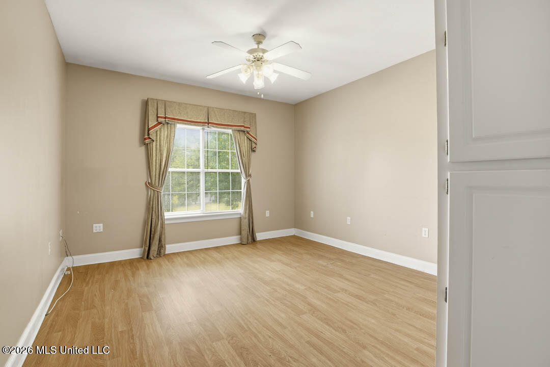 90 W Shore Drive Property Photo 26