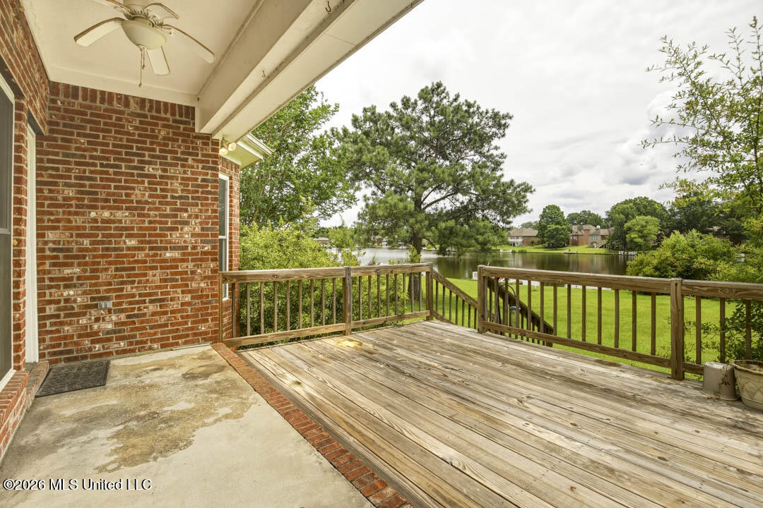 90 W Shore Drive Property Photo 29