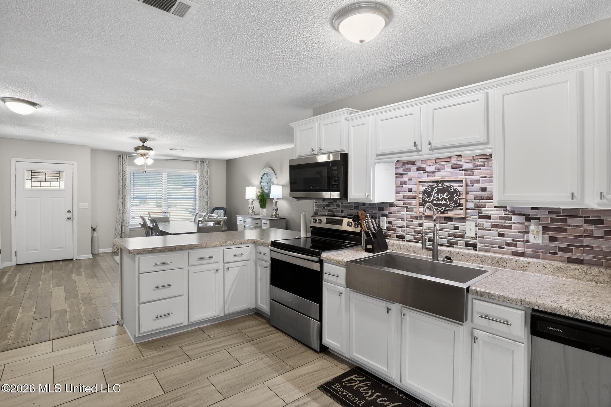 507 Avery Street Property Photo 15