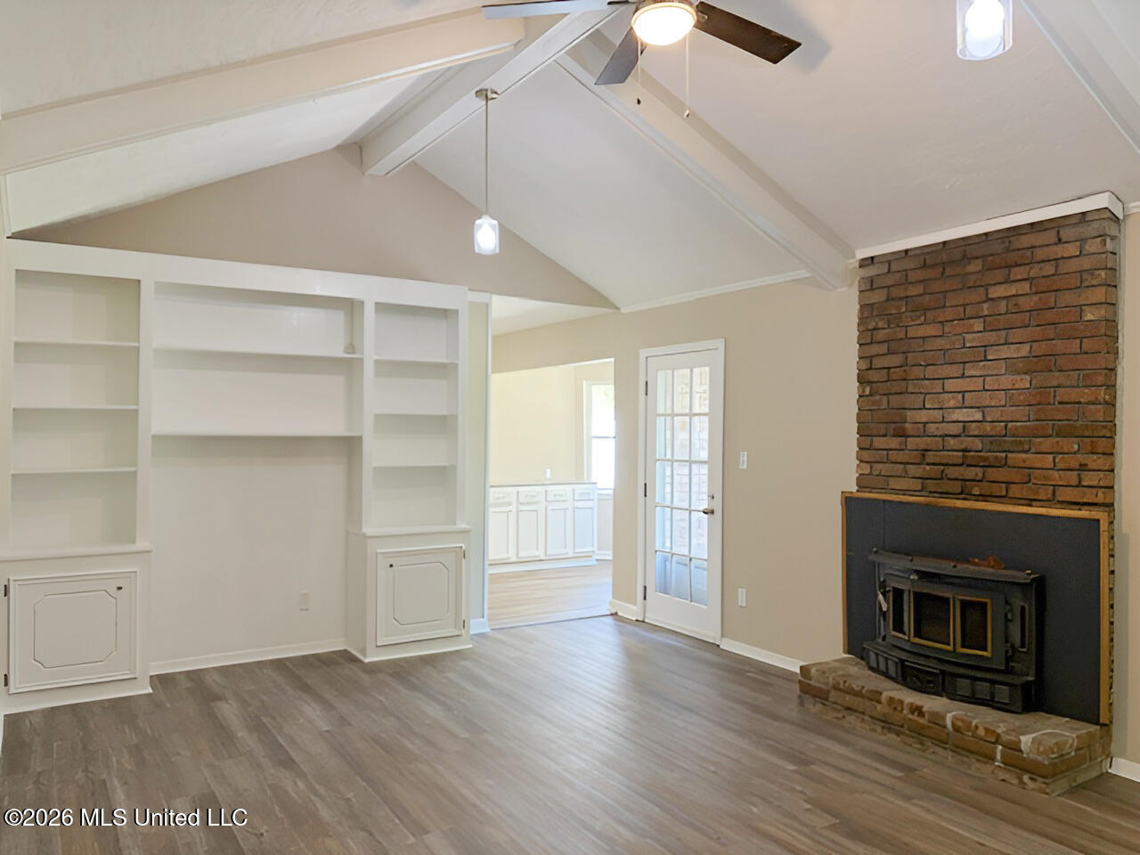 910 Newitt Vick Drive Property Photo 10