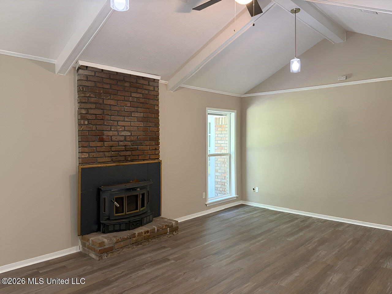 910 Newitt Vick Drive Property Photo 11