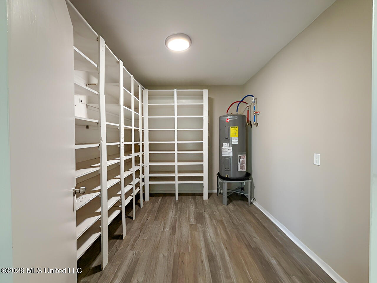 910 Newitt Vick Drive Property Photo 19