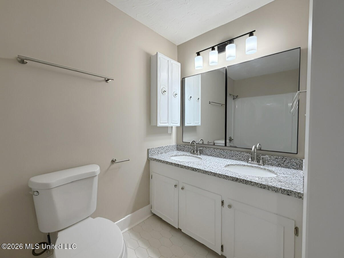 910 Newitt Vick Drive Property Photo 35